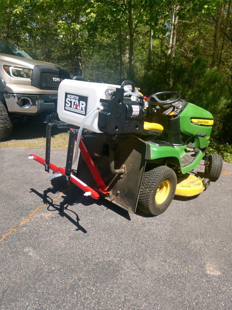 NorthStar 12V Sprayer Pump, 16-Gallon, 2.2 GPM, 12V, 70 PSI, 2-Nozzle Boom customer photo 1