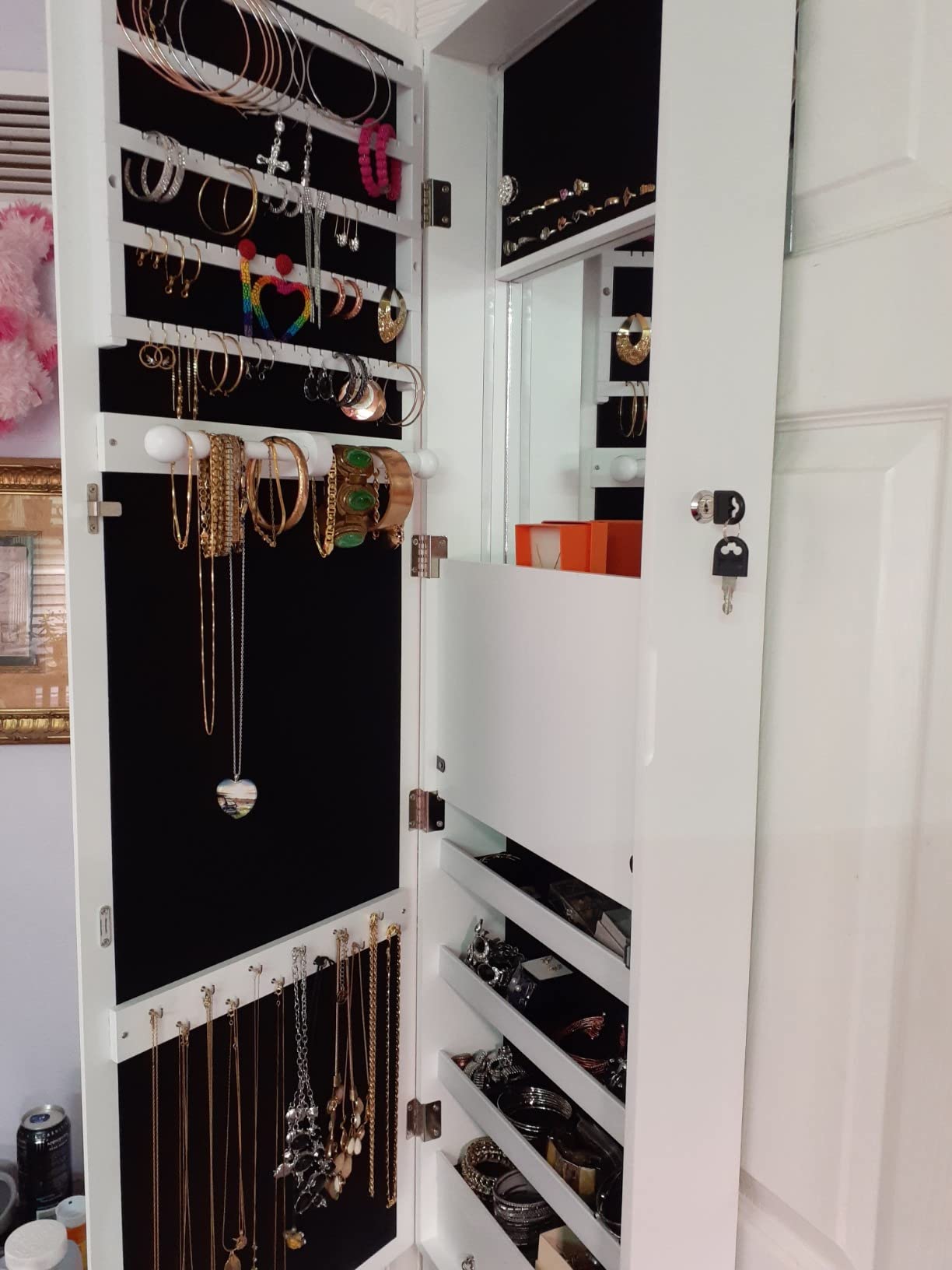 Best Choice Products LED Mirror Jewelry Cabinet, Tall Lockable Wall or Door Mounted Jewelry Armoire Organizer with Mirror, 2 Drawers, Lock, Cosmetic Tray, Shelves - White customer photo 2