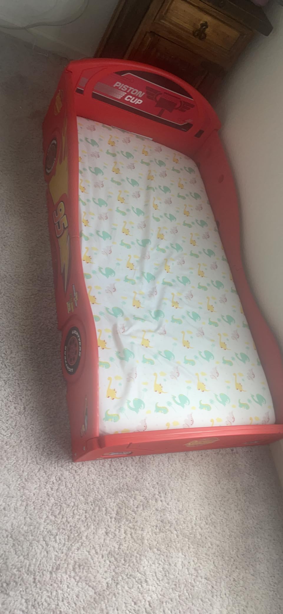 Delta Children Disney/Pixar Cars Lightning McQueen Plastic Toddler Bed customer photo 2