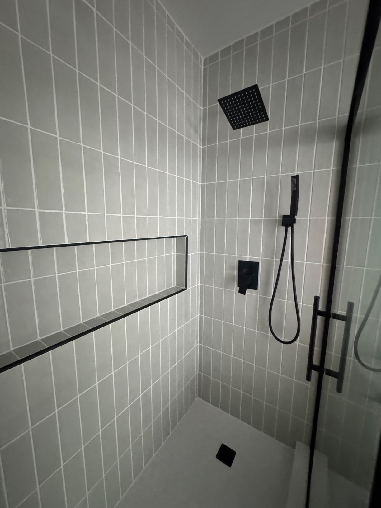gotonovo Shower Faucet Set with Handheld Spray Matte Black,10'' Head customer photo 1