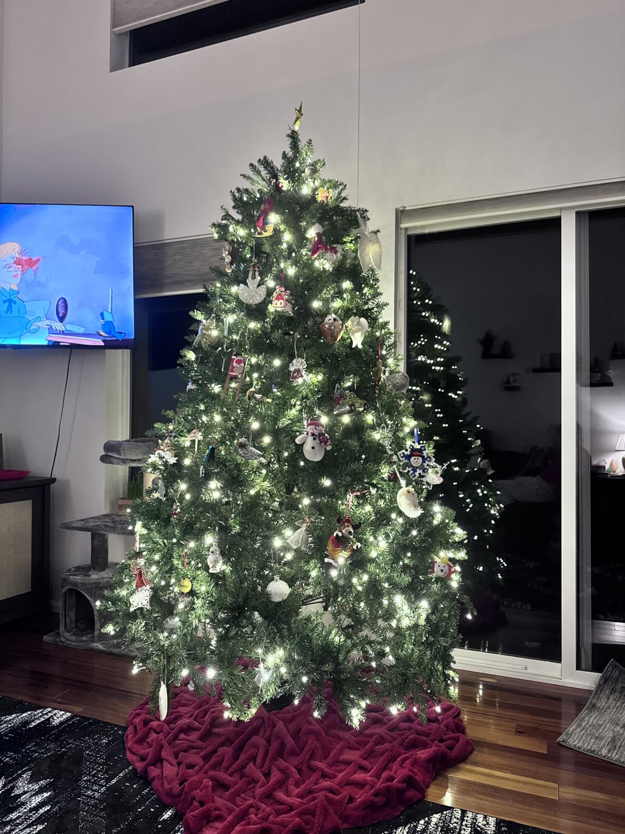 Best Choice Products Douglas Fir Christmas Tree, 7.5ft Pre-lit Artificial Full Fir Lighted Holiday Decoration w/Warm White Lights, Metal Stand customer photo 1