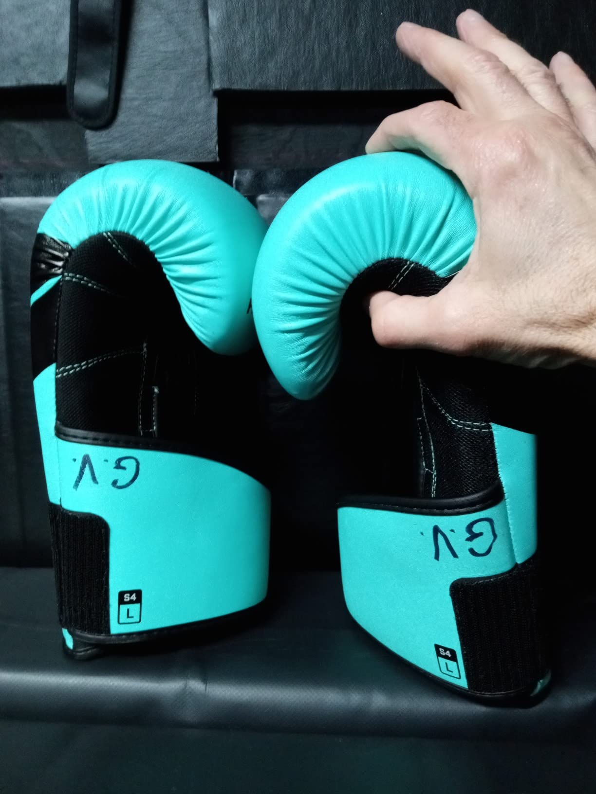 Hayabusa S4 Boxing Gloves - Sparring & Muay Thai | Muay Thai Gloves, Sparring Gloves, Kickboxing Gloves, Training Gloves, Boxing Gloves for Men and Women customer photo 1