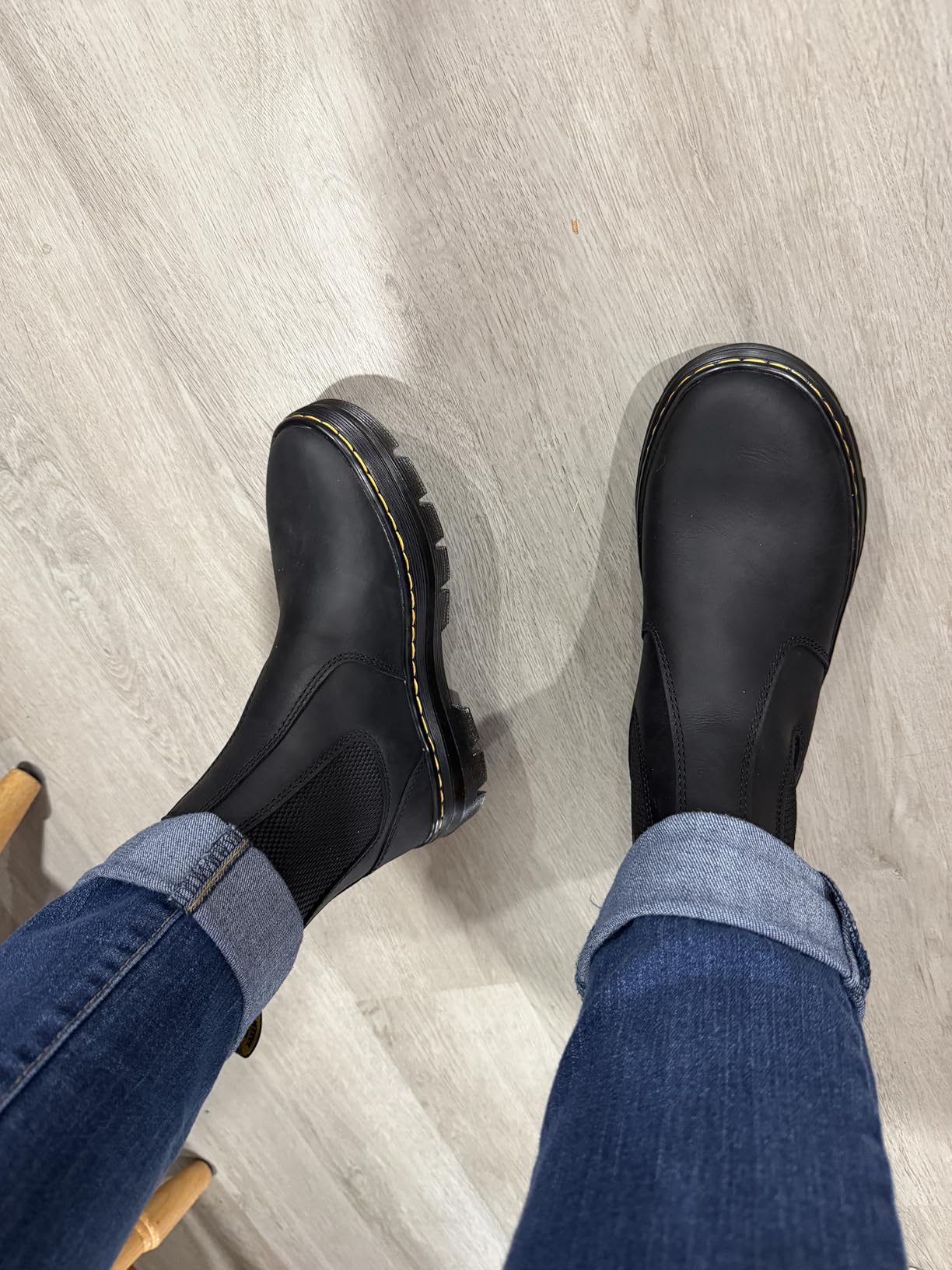 Dr. Martens unisex-adult Embury Leather Chelsea Boot customer photo 1