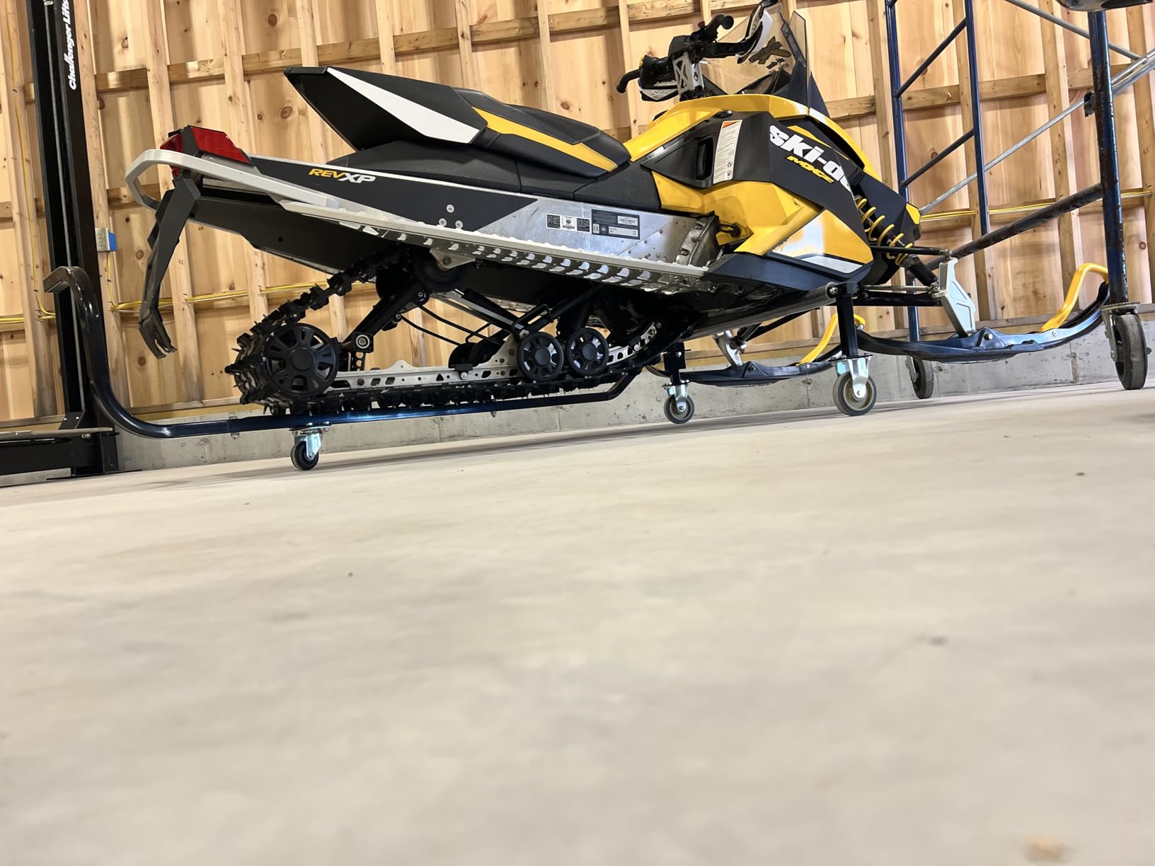 Black Ice Snowmobile Dolly, Steel Lift, 1,500 lb Cap, Folding customer photo 2