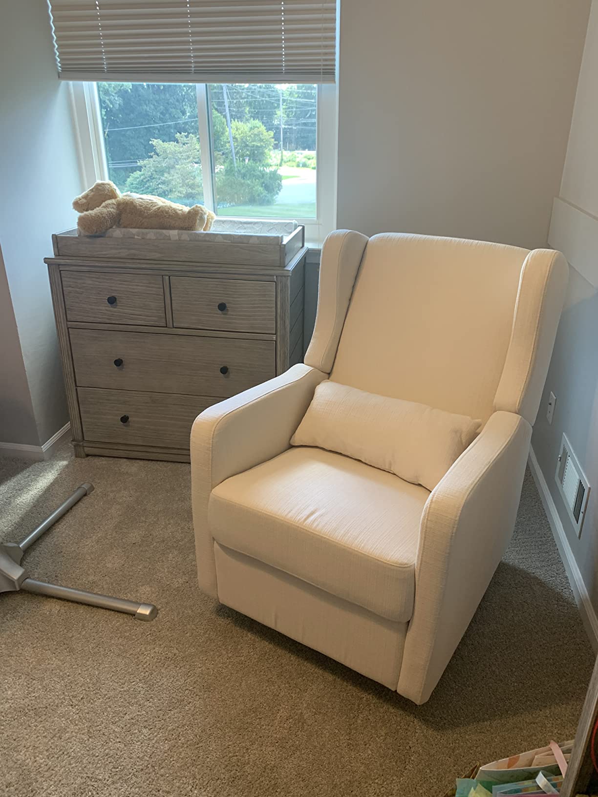 Carter's by DaVinci Arlo Recliner, Cozy Cream | Glider Recliner Nursery Chair w/ 360° Swivel - GREENGUARD Gold & FSC Certified Glider Rocking Chair customer photo 1