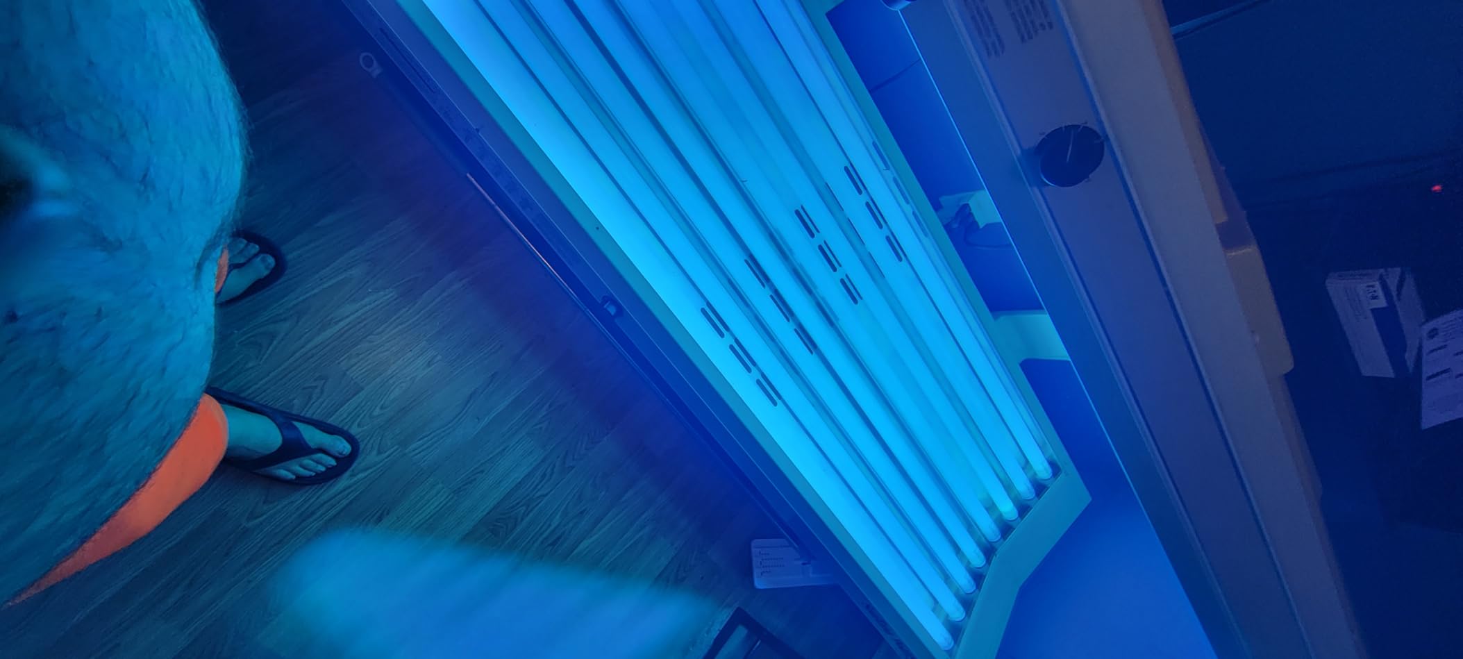 GoldenBronze II F73T12 HO 100W RDC Tanning Bulbs - Intense Bronze (16) customer photo 1