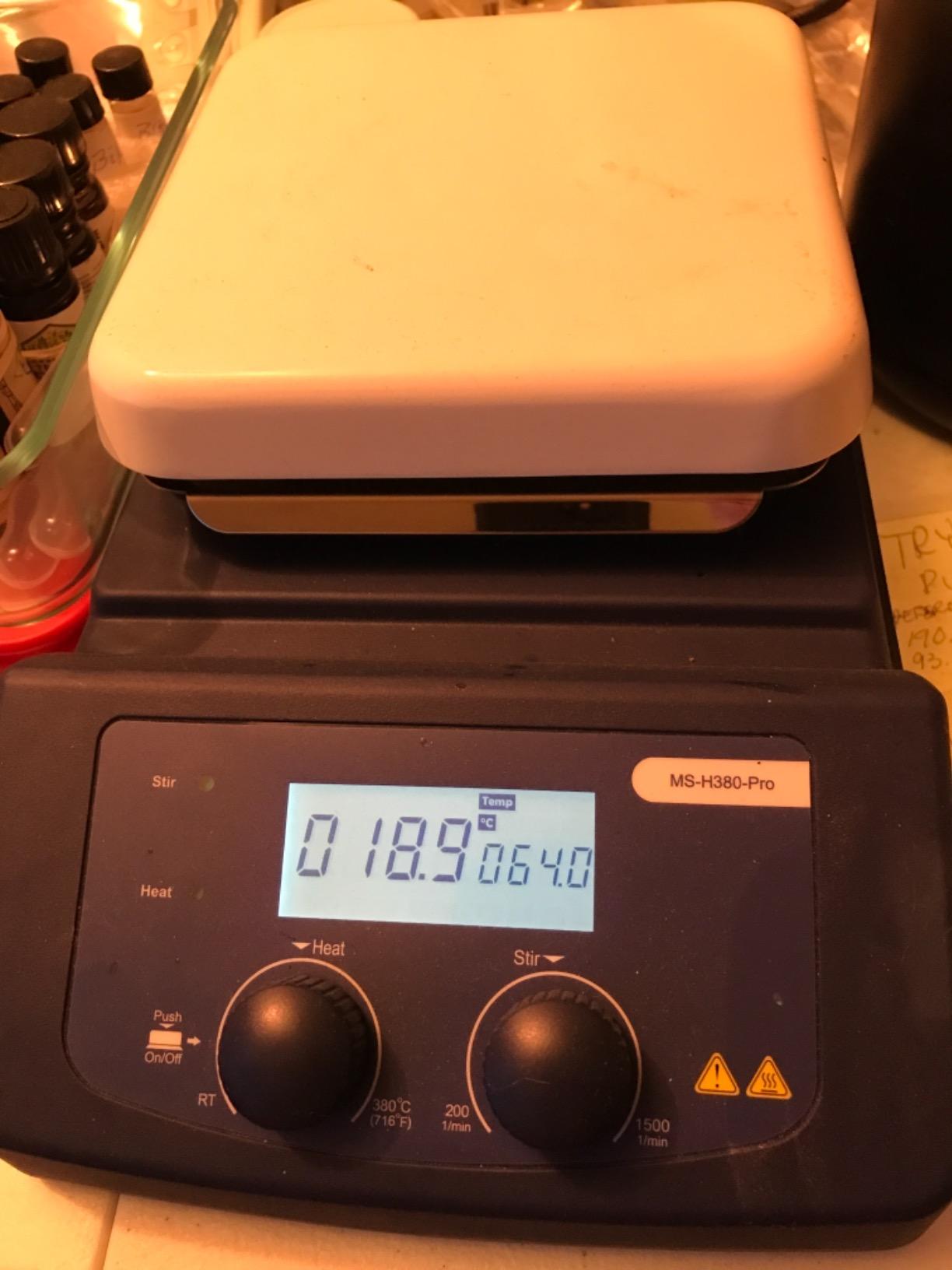 ONiLAB Magnetic Hotplate Stirrer, 380℃ LCD Digital, 200-1500RPM, 5L | Ceramic Coated Aluminum Work Plate with Temperature Probe, Support Stand & Stir Bar Included customer photo 2