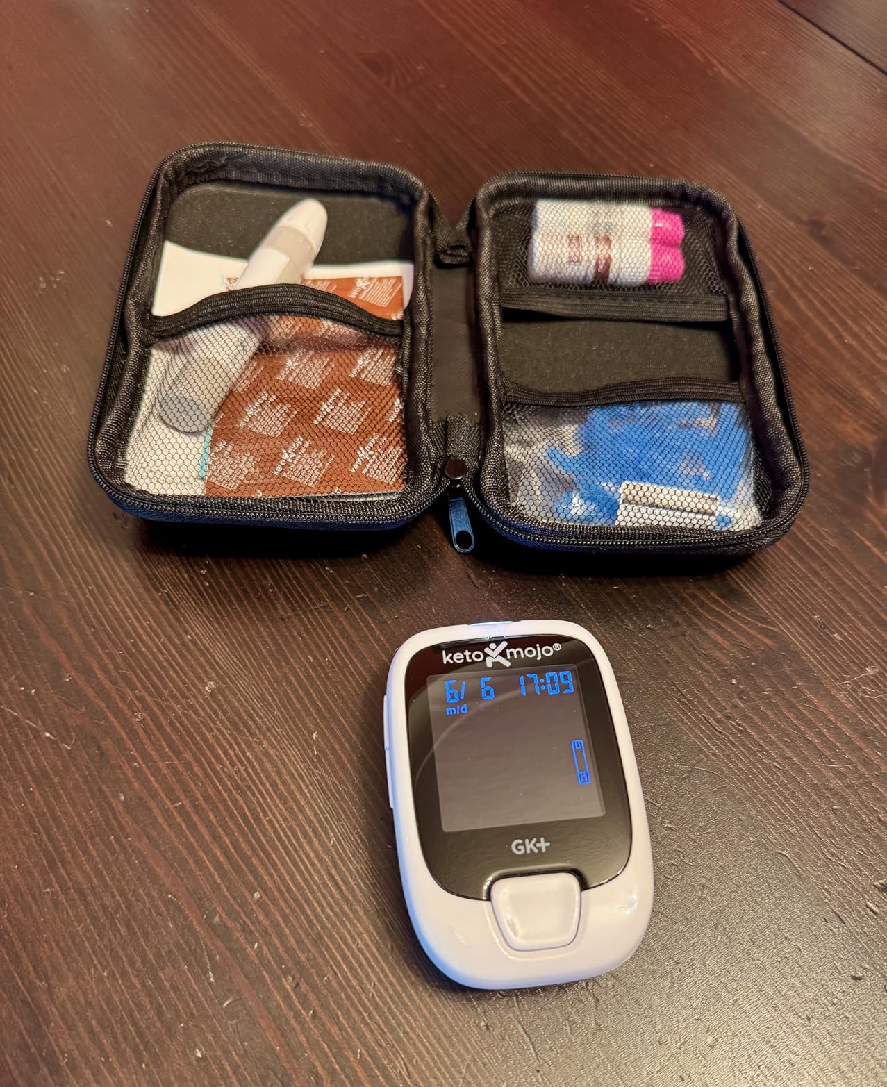 KETO-MOJO GK+ Bluetooth Glucose & Ketone Testing Kit + Free APP for Ketosis & Diabetes Support. 20 Blood Test Strips (10 Each), Meter, 20 Lancets, Lancing Device, and Control Solutions customer photo 1
