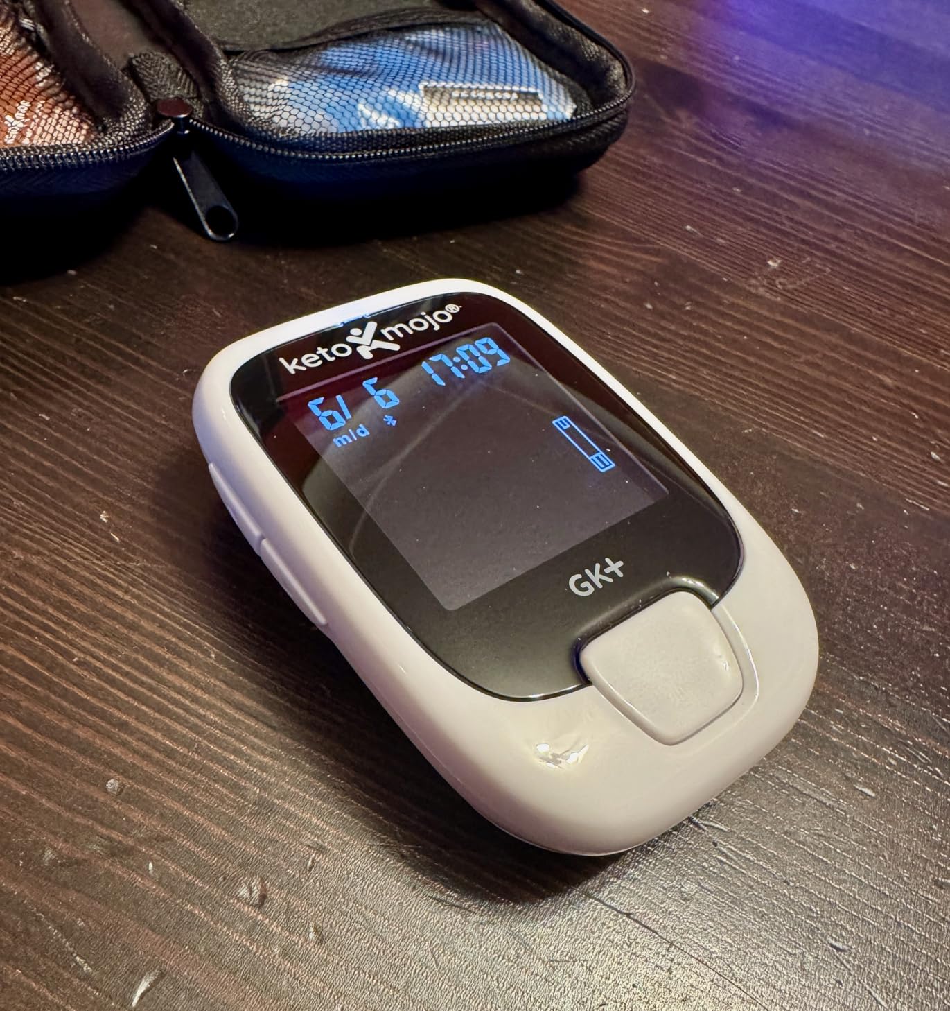 KETO-MOJO GK+ Bluetooth Glucose & Ketone Testing Kit + Free APP for Ketosis & Diabetes Support. 20 Blood Test Strips (10 Each), Meter, 20 Lancets, Lancing Device, and Control Solutions customer photo 2