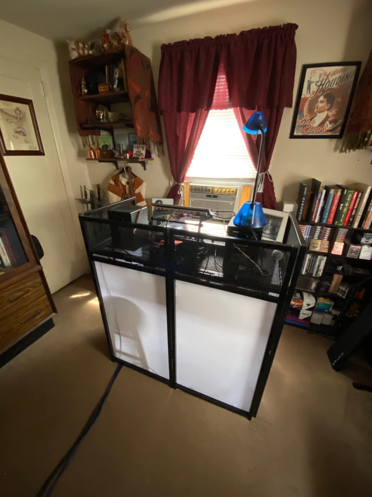 Rockville Rockbooth Black DJ Event Booth Facade with Built in Table, Bag | 8 Scrims (4 Black/4 White), Metal Frame, Foldable, Adjustable Feet, Wire Management, Fire Retardant customer photo 1