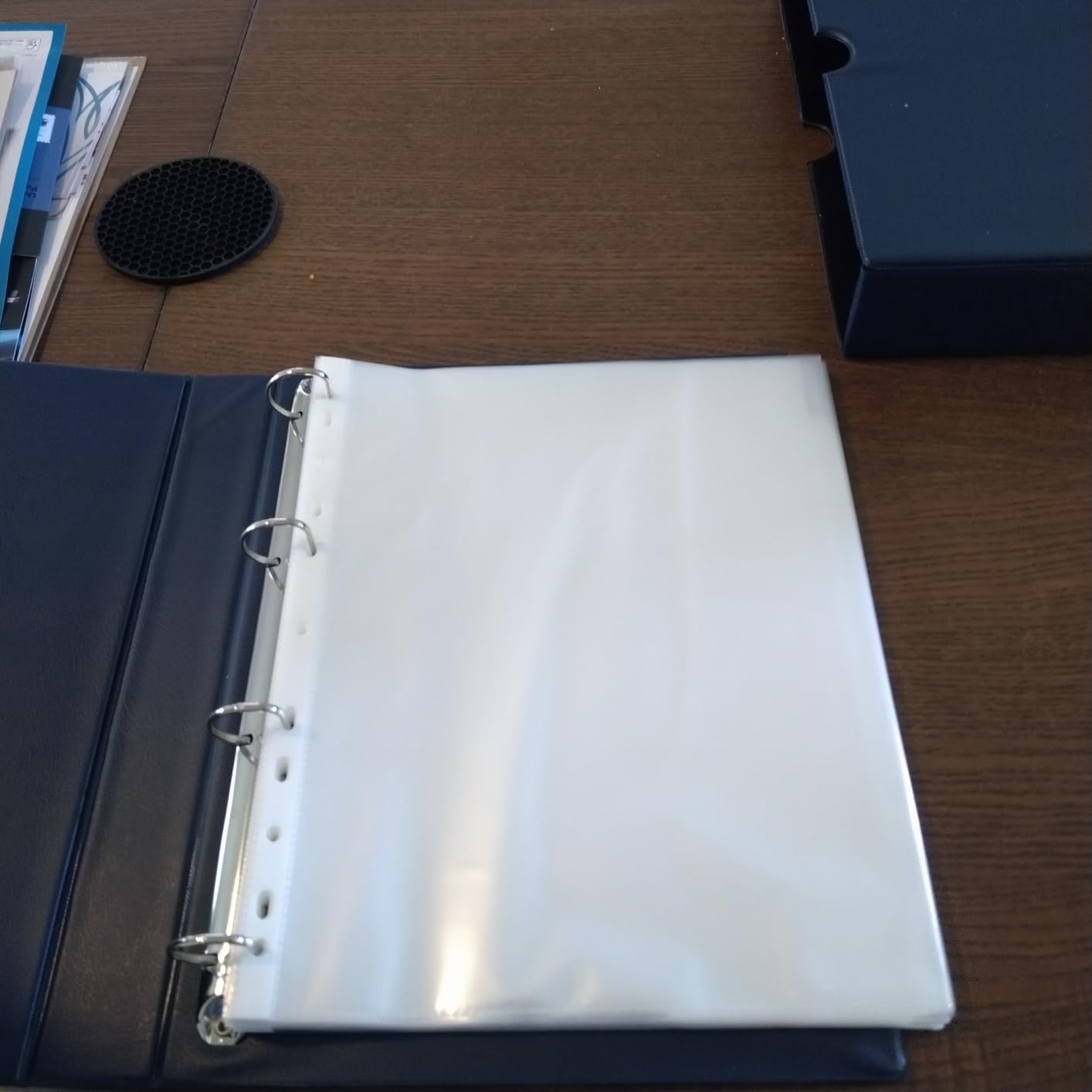 MUDOR Stamp Binder with Slipcase, Empty Stamp Collecting Albums, Black, Stamp Collecting Supplies, Stamp Stockbook for Documents, Coins, Banknotes Collectors customer photo 1