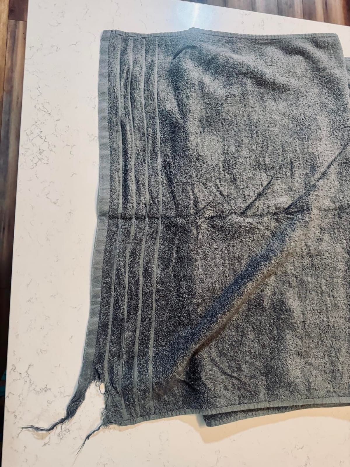 4 Piece Extra Large Bath Towels 30 x 60 Inches, Dark Grey, 100% Cotton customer photo 1