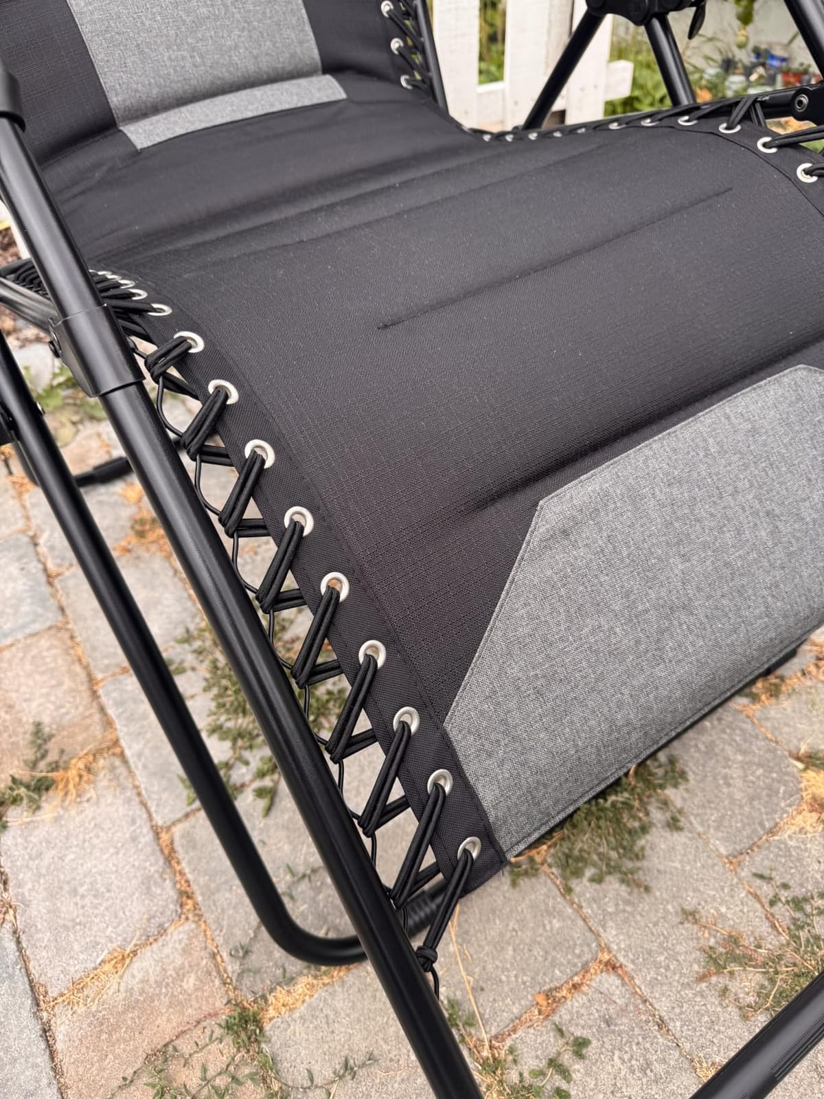 PHI VILLA XXL Padded Zero Gravity Chair, Cup Holder, Black | Foldable Patio Recliner, 30