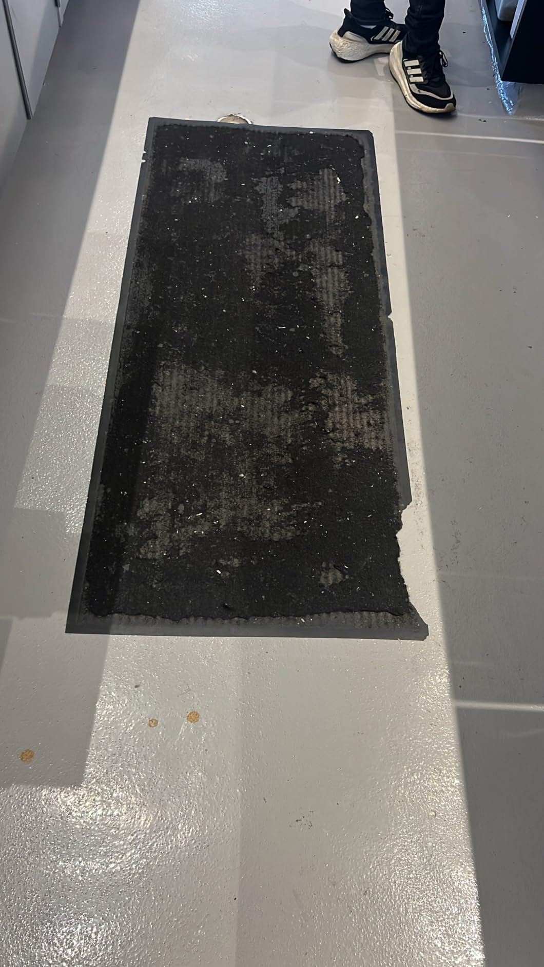 GORILLA GRIP Waterproof Traffic Guard Door Mat, 72x48, Indoor Outdoor Heavy Duty Entryway Mats, Strong Backing Commercial Utility Rugs for Office, Hallway, Garage, Patio, Low Profile Runner Rug, Black customer photo 1