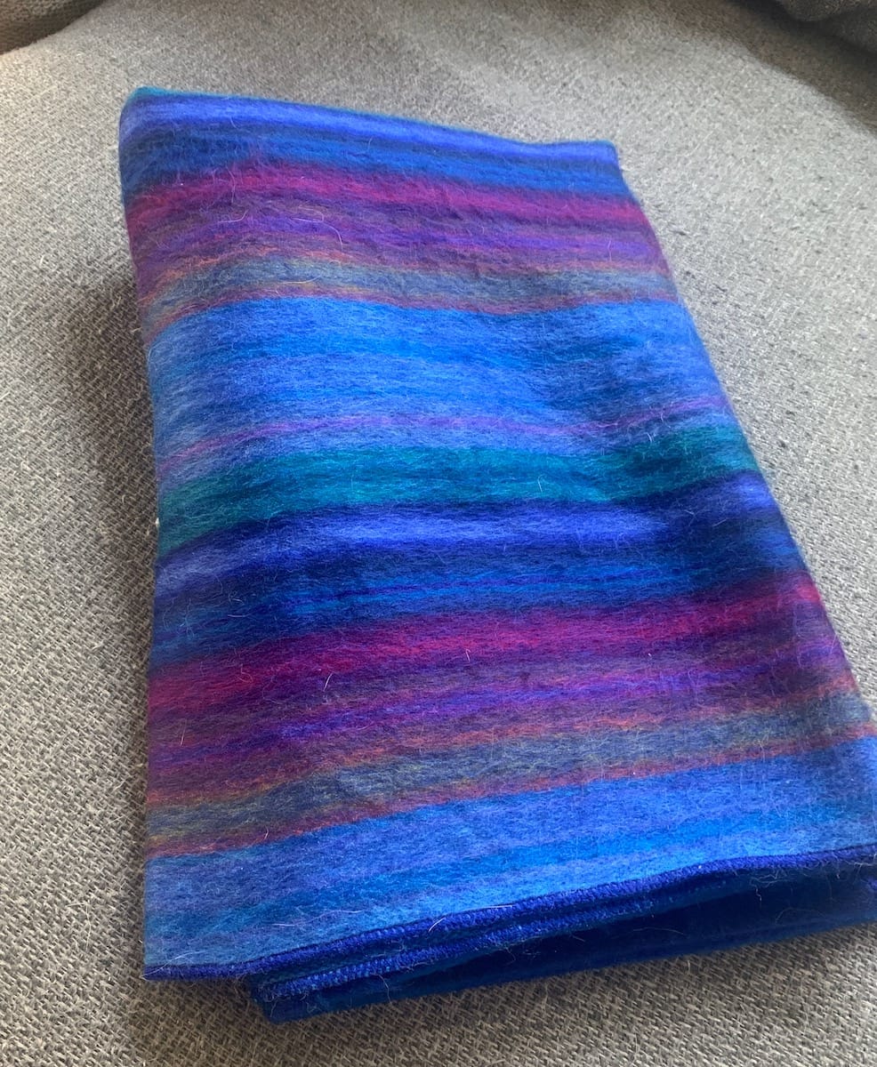 ALPAKITAS Alpaca Wool Blanket - Throw Bed Blanket - Alpaca Blanket - Best Gift & Warm Blanket, Lightweight, Couch Blanket or Camp - Outdoor Blanket - 64 x 45 Inches (White & Brown) customer photo 1