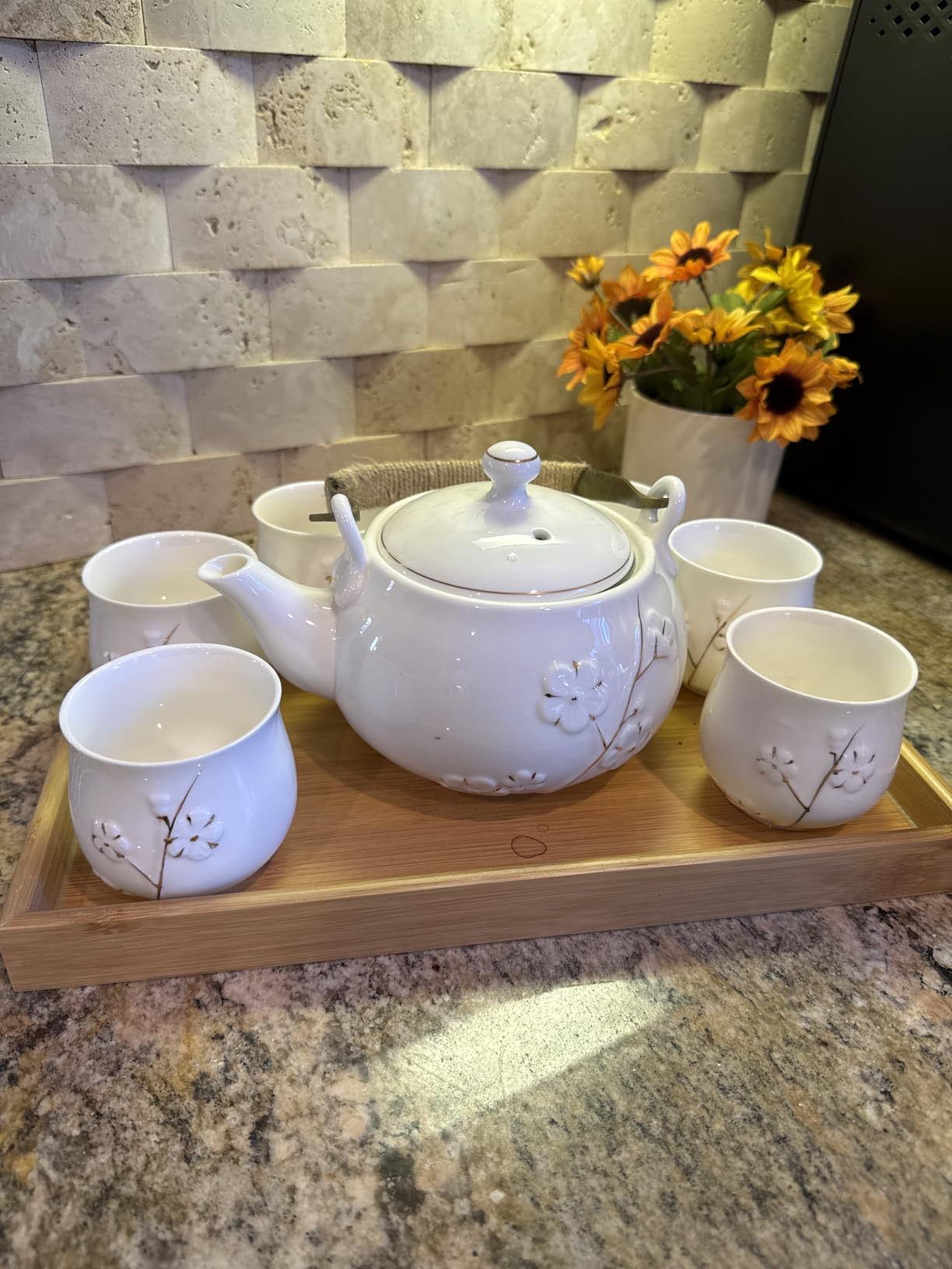 Dujust Japanese White Porcelain Tea Set - Teapot, 6 Tea Cups, Tray & Stainless Infuser - Plum in Golden customer photo 2