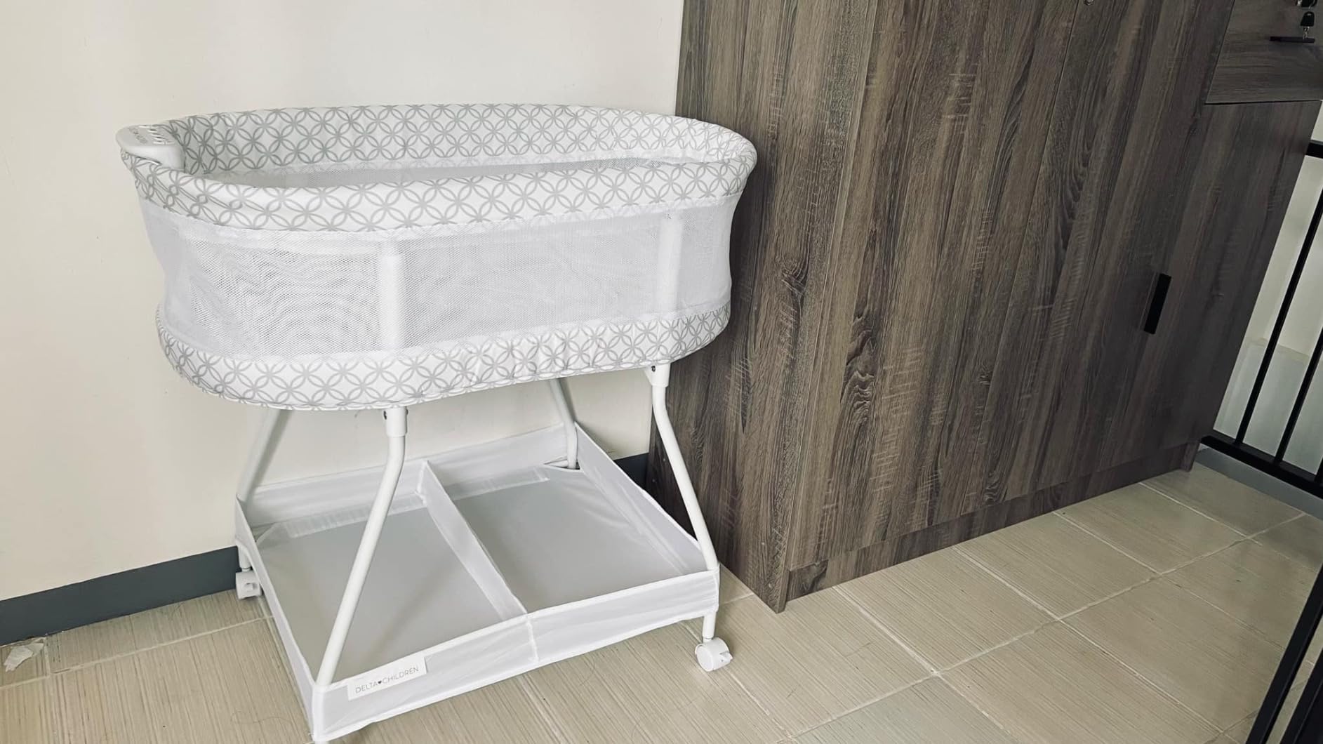 Delta Children Sweet Dreams Bassinet with Airflow Mesh Bedside Portable Crib with Vibration Lights and Music, Grey Infinity customer photo 2