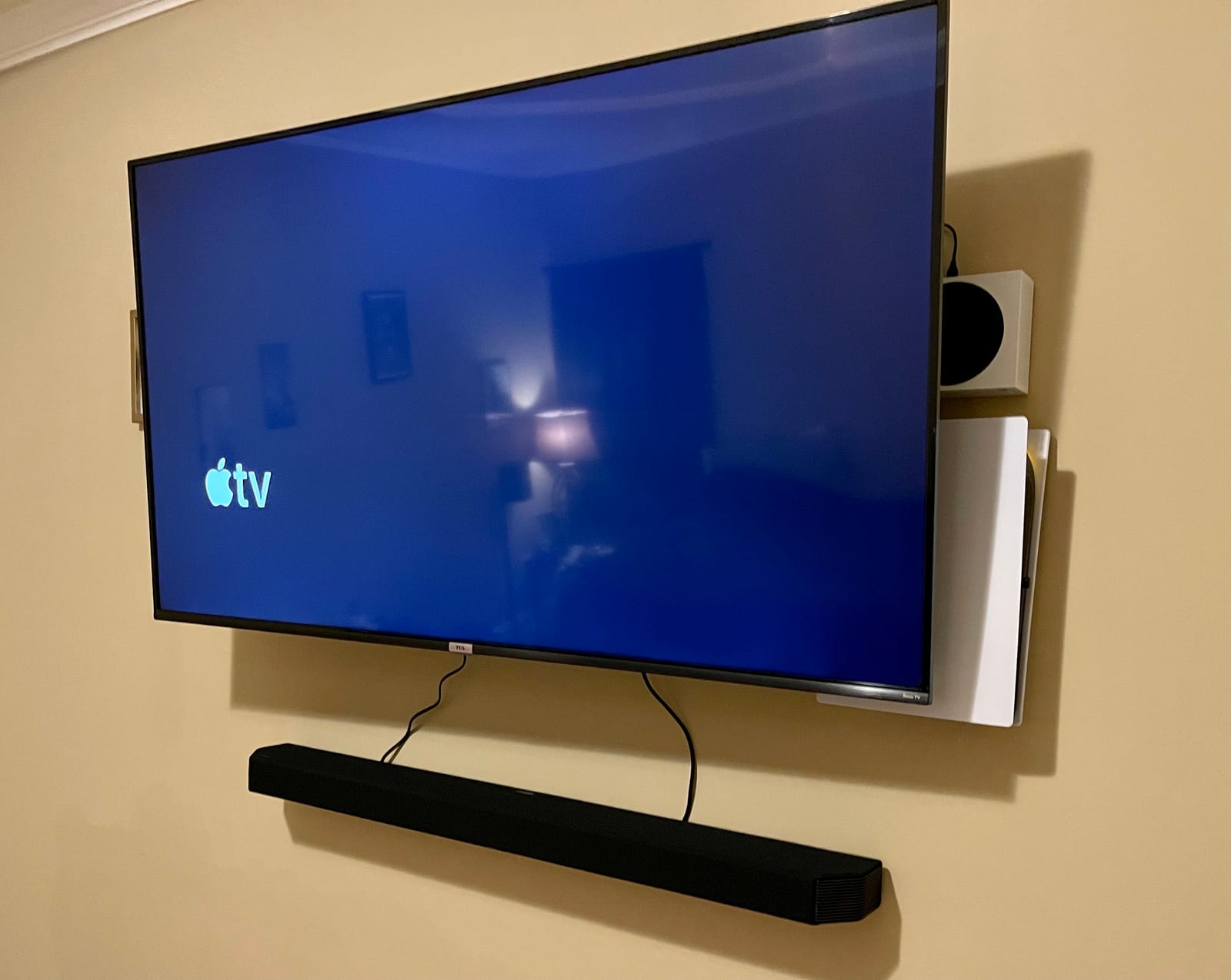 SAMSUNG HW-Q950A 11.1.4ch Soundbar with Dolby Atmos/DTS:X Alexa Built in(2021), Black customer photo 2