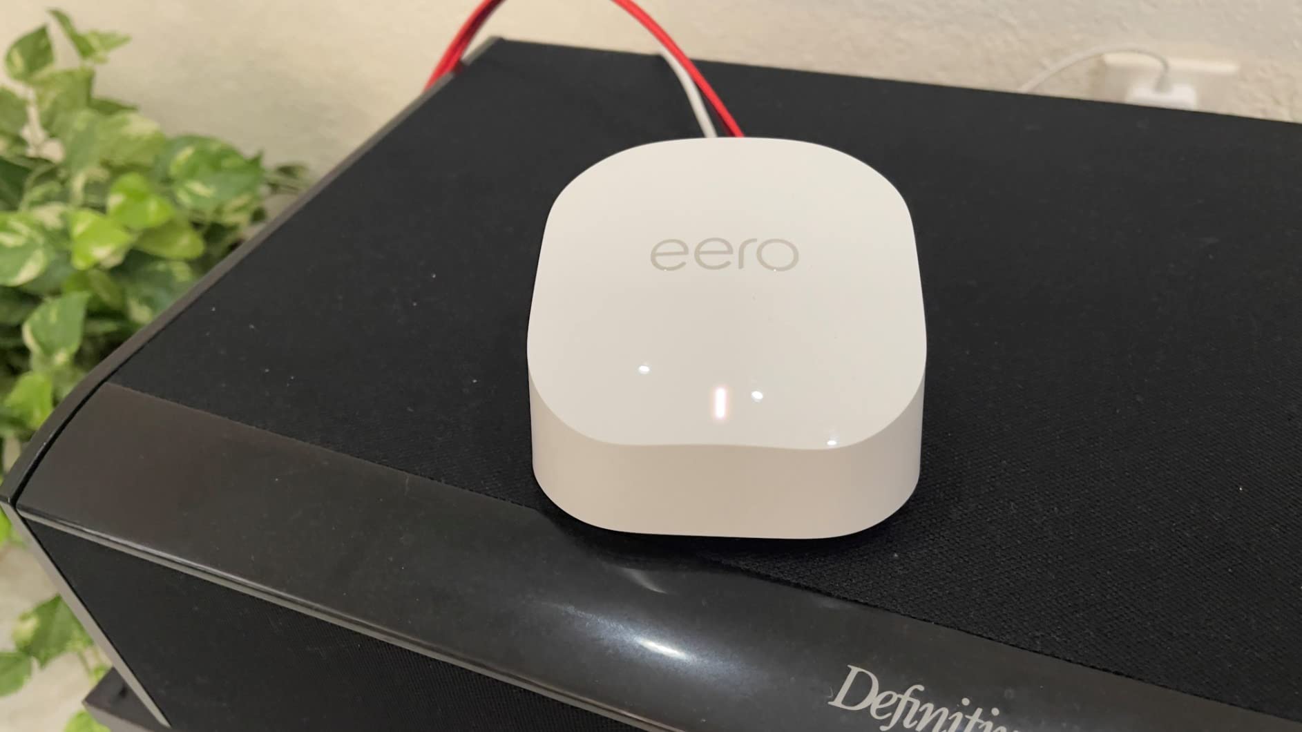 Amazon eero 6+ mesh wifi router - Supports internet plans up to a Gigabit, Coverage up to 1,500 sq. ft., Connect 75+ devices, 1-pack customer photo 2