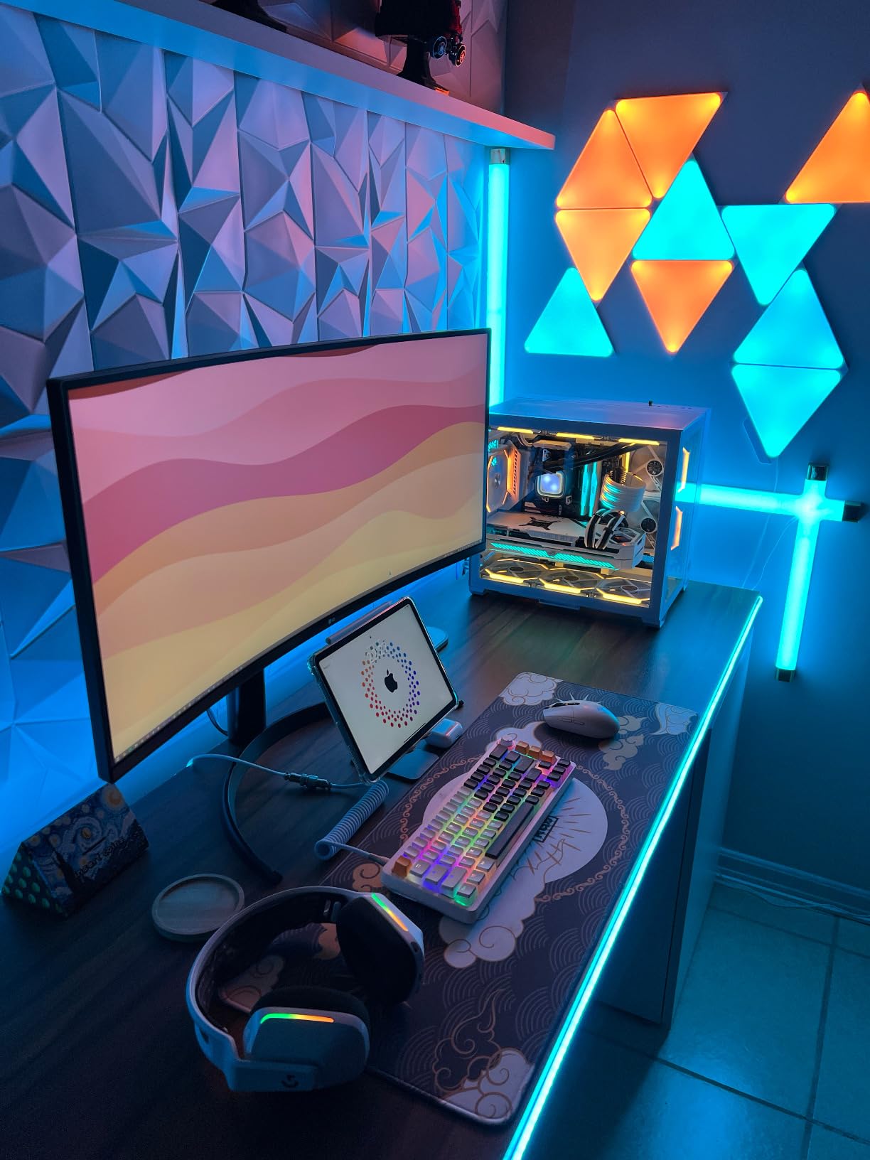 Nanoleaf Elements Wood Look Smart Wall Lights, Hexagon LED Wall Lights Work with Alexa Google Assistant, Home Wall Decor for Living Room with Music Sync, Ambient White 1500-4000K, Expansion 3 Panel customer photo 1