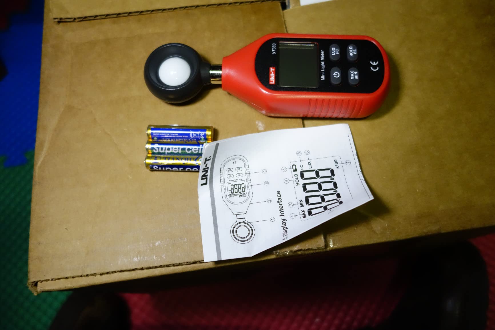 UNI-T UT383 Light Meter Digital Illuminance Meter Lux Meter, 0~199,900 Lux Range for Film Photography and Plants customer photo 2