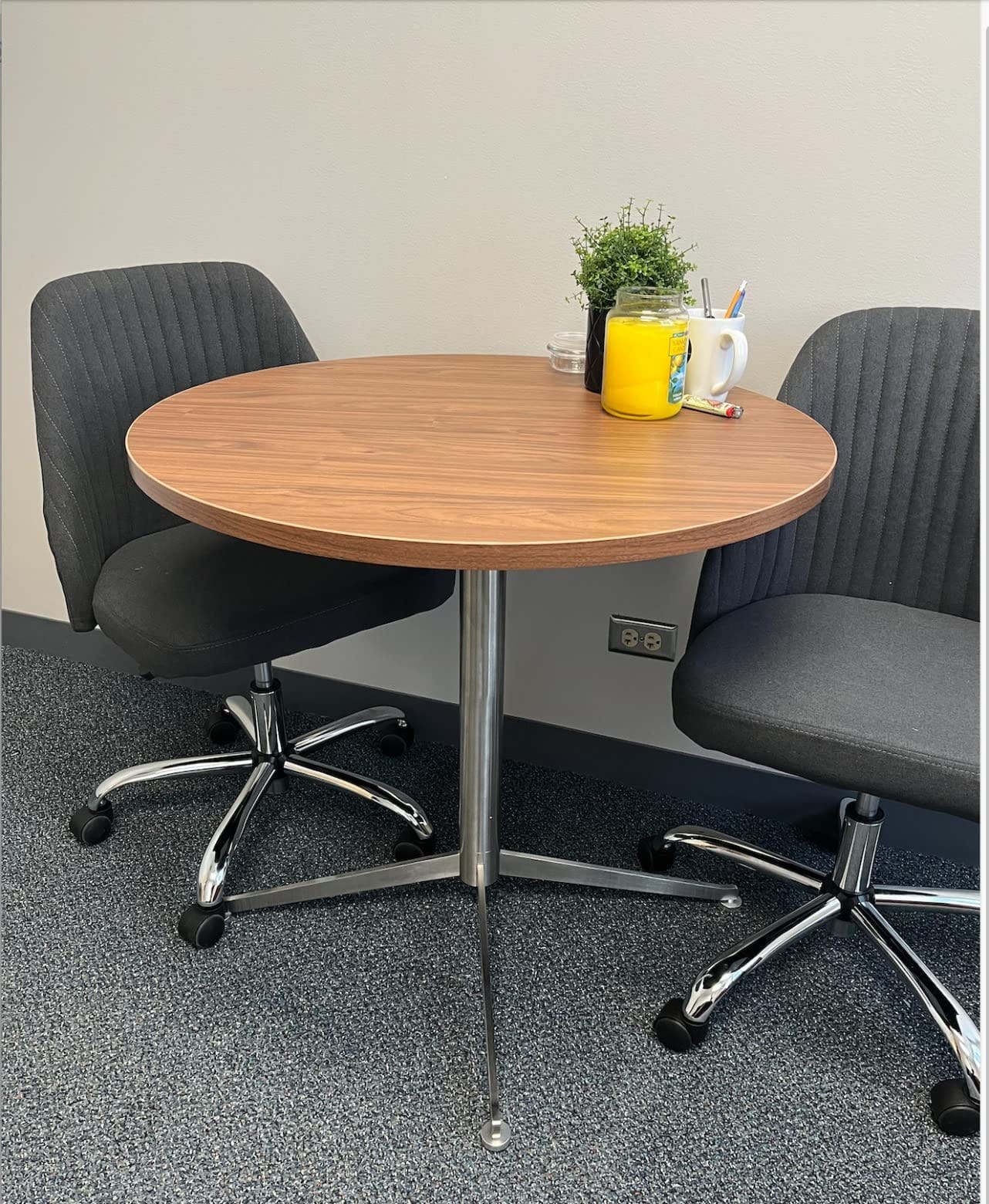 Round Office Table Conference Table Small Dining Table Coffee Meeting Table for Office Boardroom Kitchen Living Room Waterproof Desktop Easy Assembly 31.5 inch customer photo 1