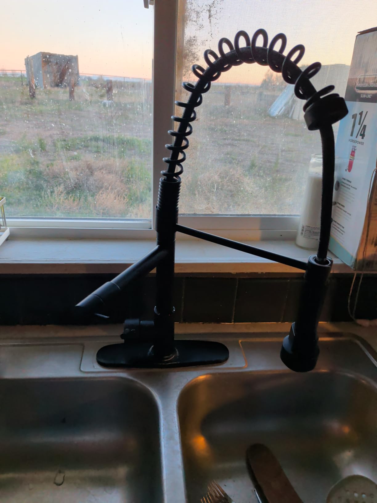 GIMILI Smart Touchless Kitchen Sink Faucet with Pull Down Sprayer, Motion Sensor Activated Hands-Free Single Handle Kitchen Faucet Brushed Nickel customer photo 1