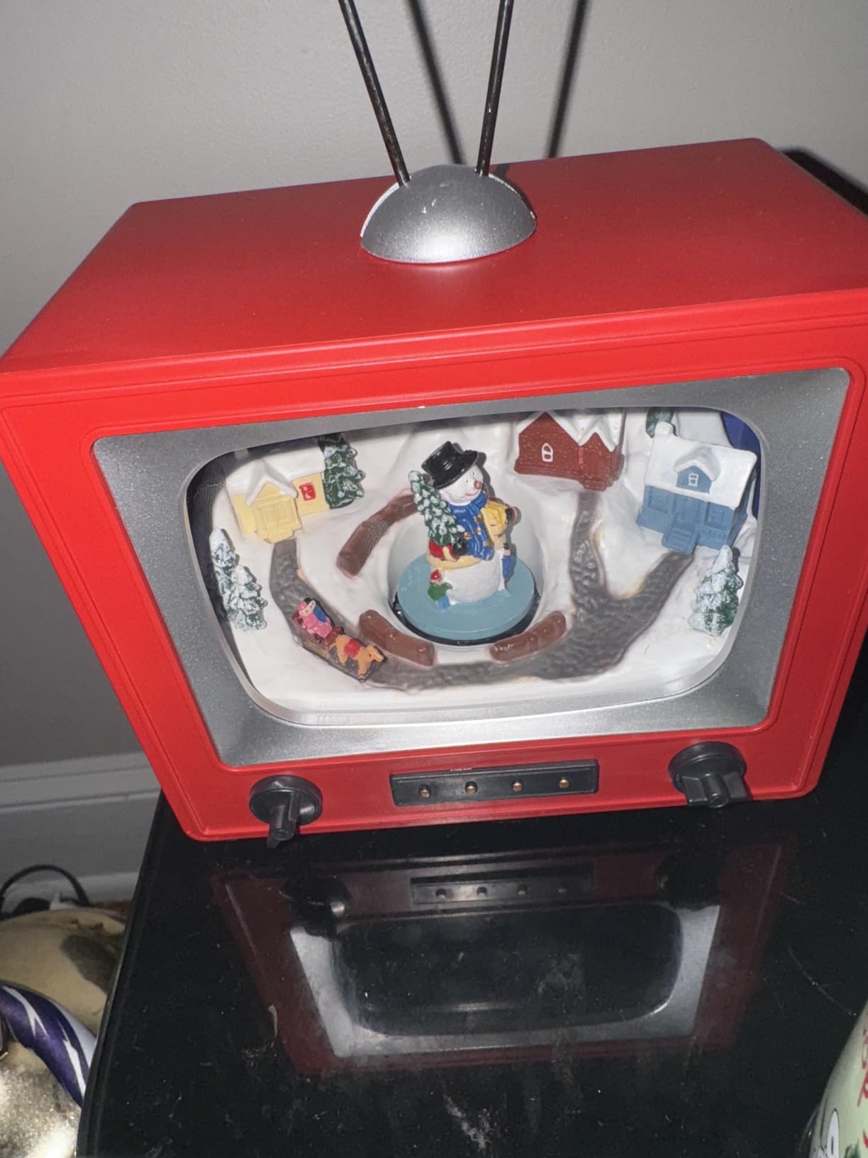 Moments in Time Animated Retro TV Christmas Village Scene 6 Hand-Painted Lighted Tabletop Decor with LED Lights, Moving Tree 8 Classic Songs Battery Operated Holiday Display customer photo 1