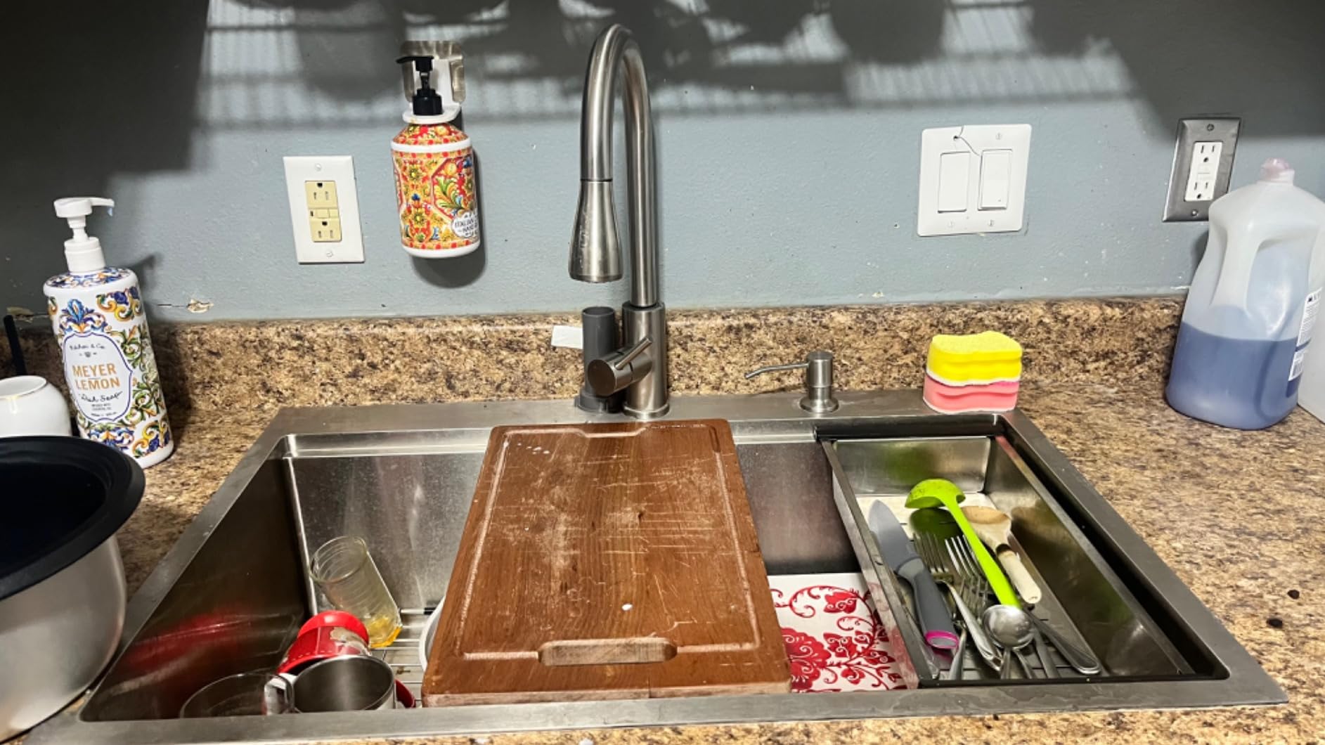 21 Inch Drop In Bar Sink Workstation, Small Stainless Steel Sink | 21x20 Small Stainless Steel Drop In Outdoor RV Sink Wet Bar 16 Gauge Top Mount Single Bowl Kitchen Sink with Cutting Board customer photo 1