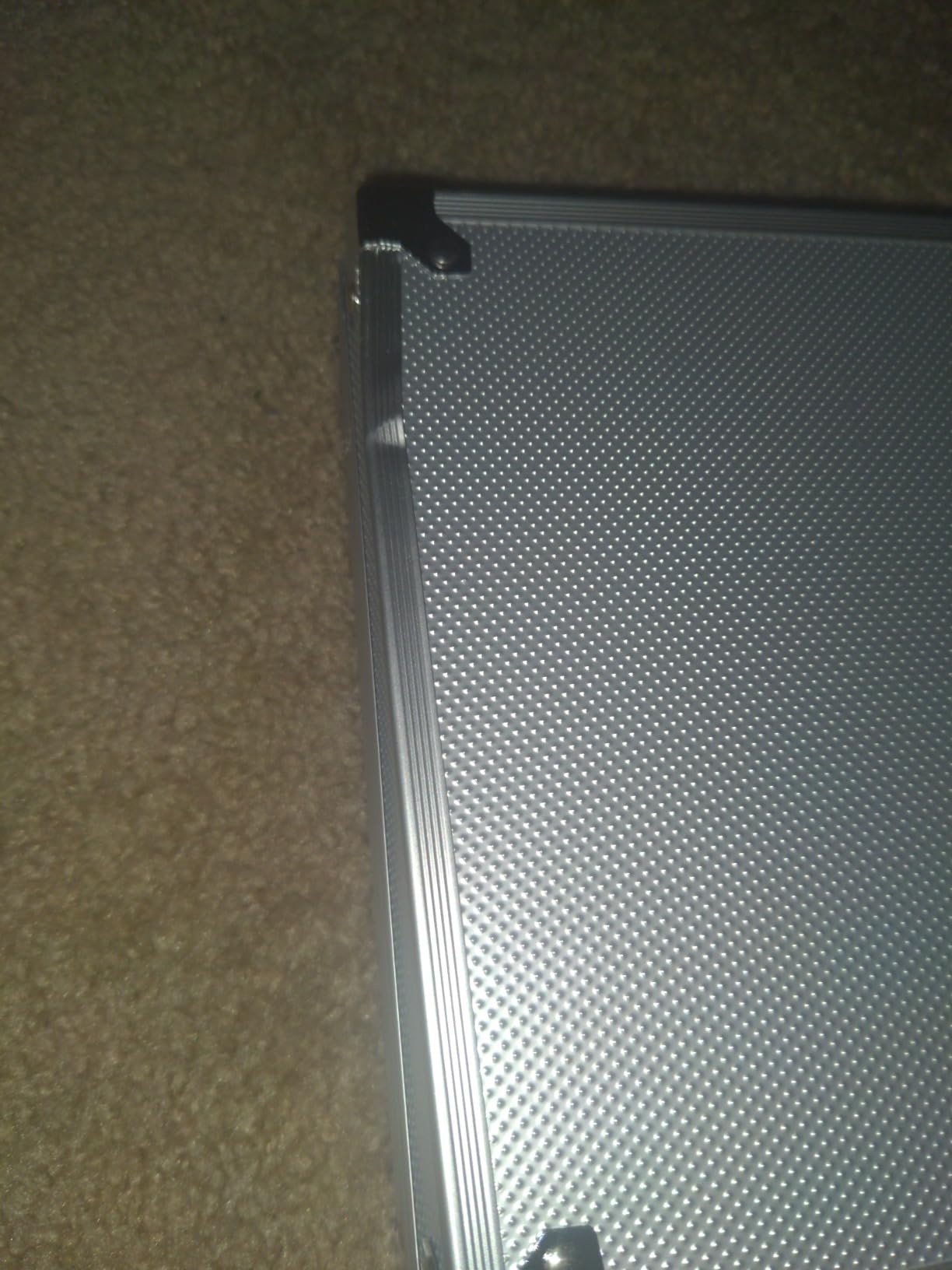 SEETOOOGAMES 300pcs Capacity Empty Aluminum Poker Chip Case Only customer photo 1