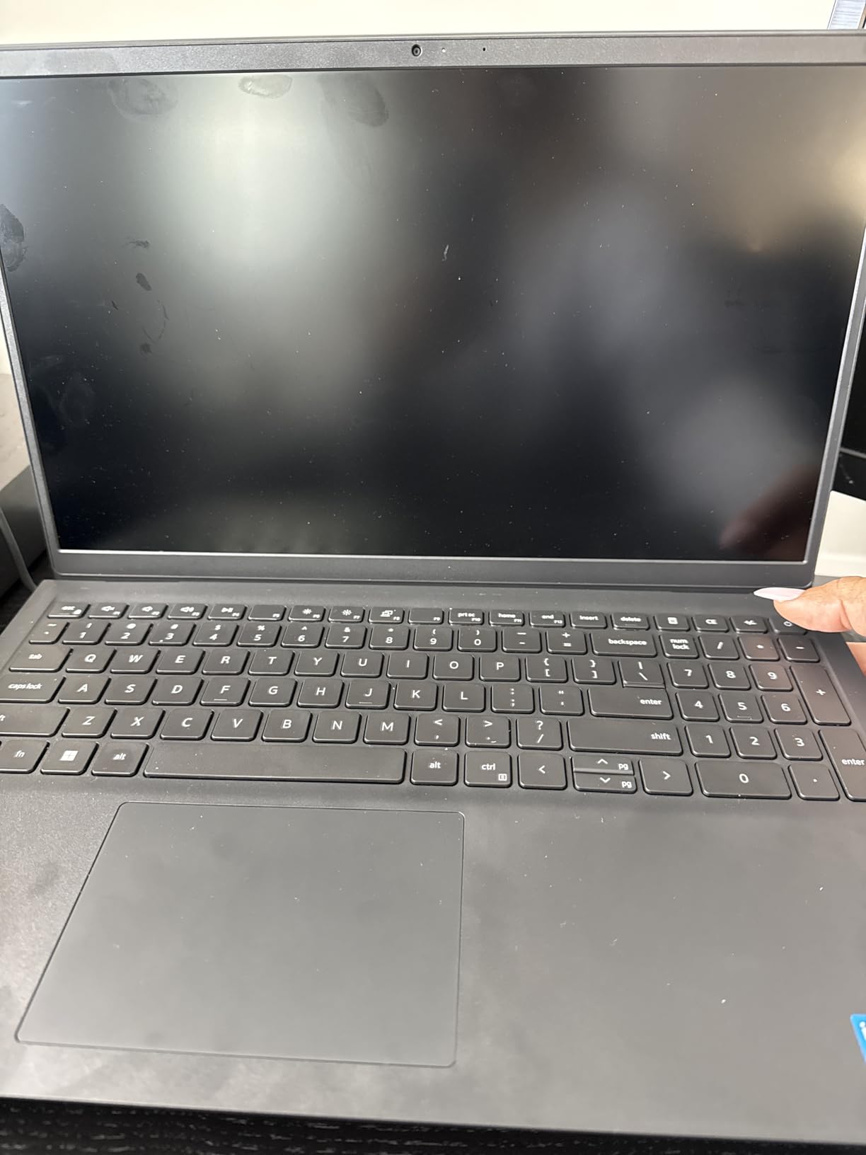 Dell 15.6 Laptop, FHD, Intel Core 3 100U, 8 GB RAM, Windows 11 Home customer photo 1