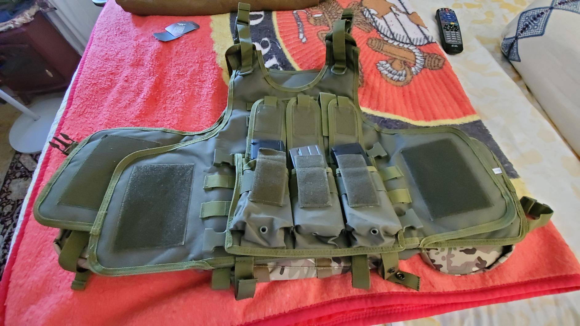 YAKEDA Outdoor Tactical Airsoft Vest Adjustable Fit Adult customer photo 1