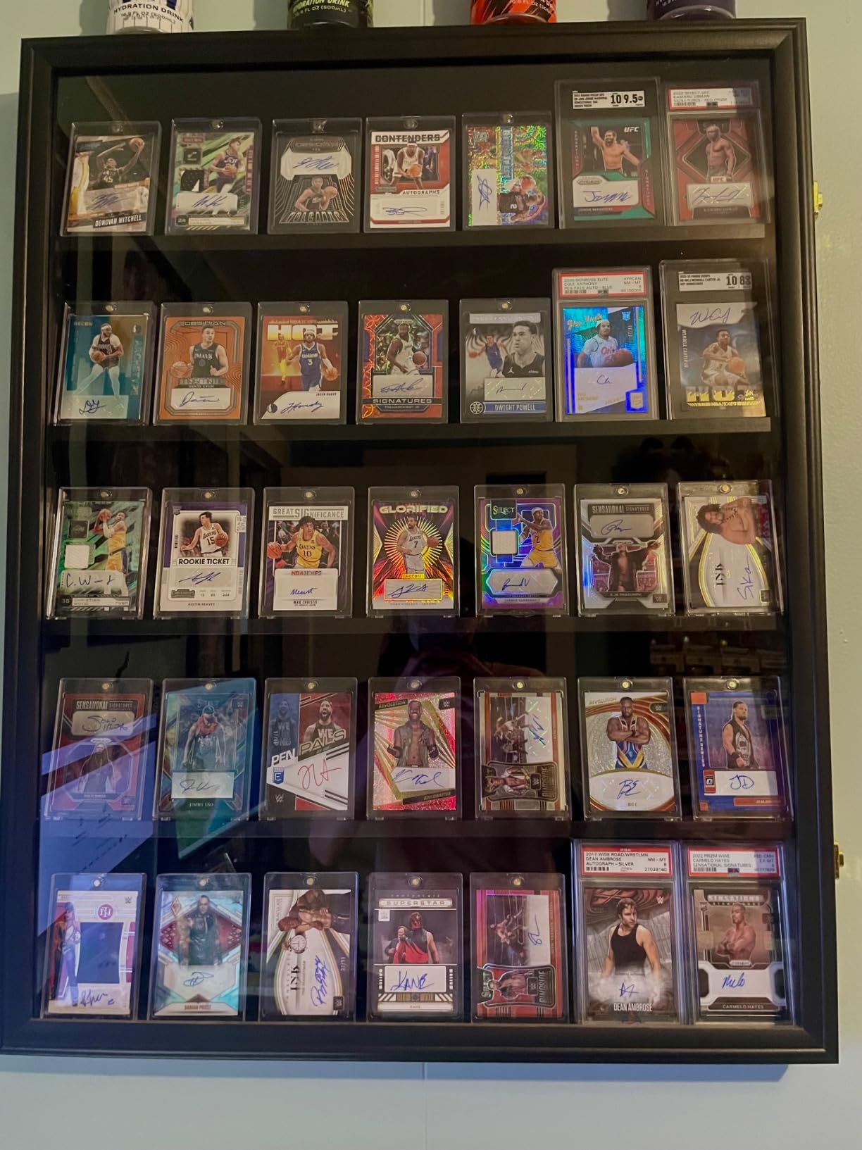 VERANI 35 Baseball Card Display Case - Graded Sports Card Display Frame - Holds Sport Cards with UV Protection Clear View Lockable Wall Cabinet for Football Basketball Hockey Trading Card Large Black customer photo 2