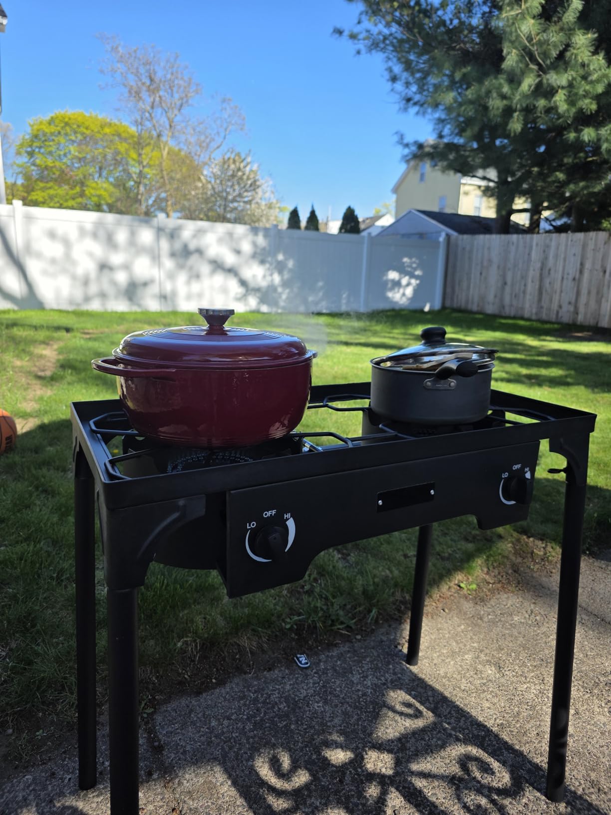 Outvita 2 Burner Propane Gas Stove for Outdoor Cooking, 150,000 BTU Camping Cooker with Removable Legs and Temperature Control Knobs customer photo 1