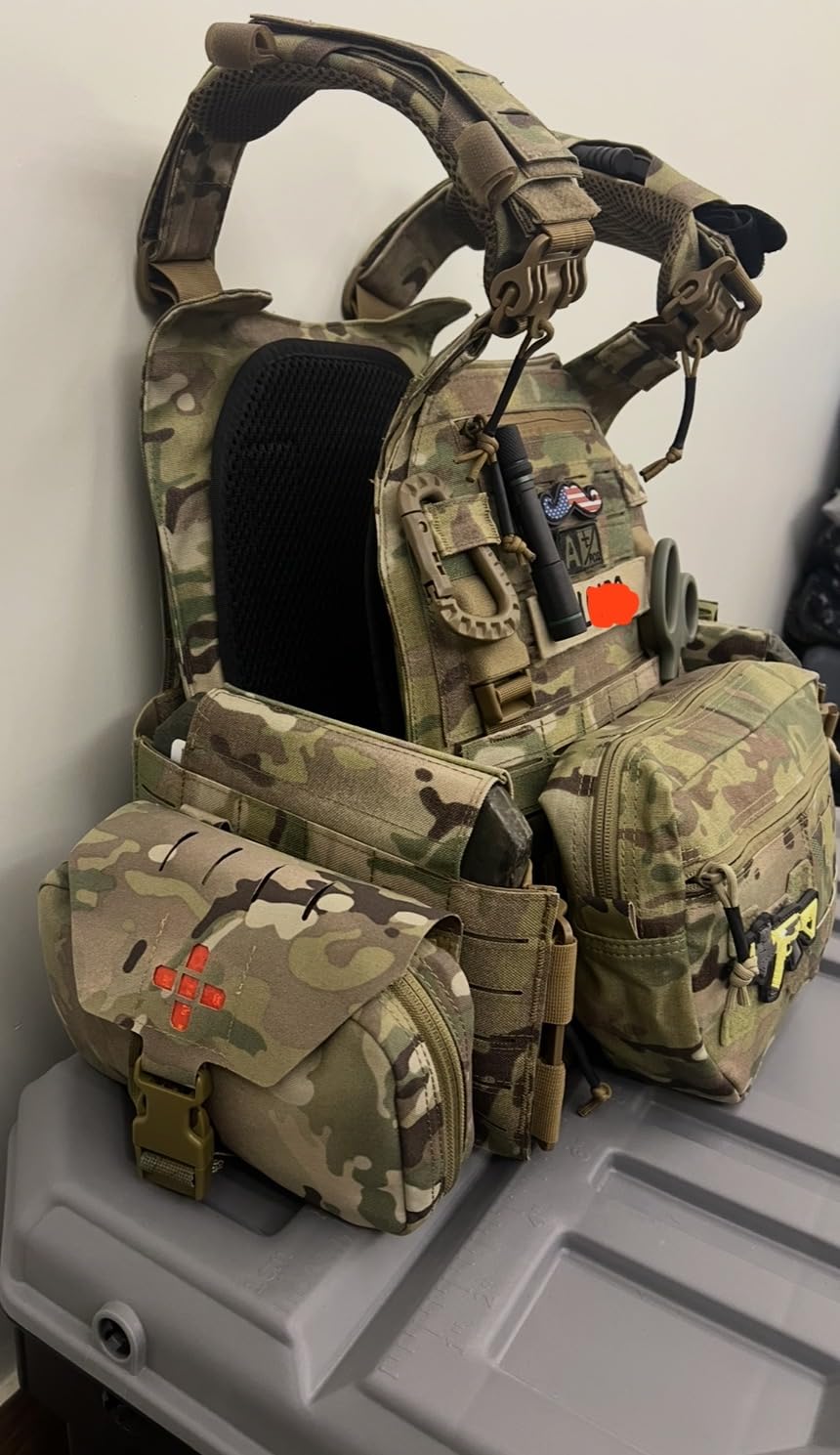 Crusader 2.0 Molle Quick Release Buckles Tactical Airsoft Vest With Adjustable Size Sides And Triple Pouch | 1000D Nylon customer photo 2