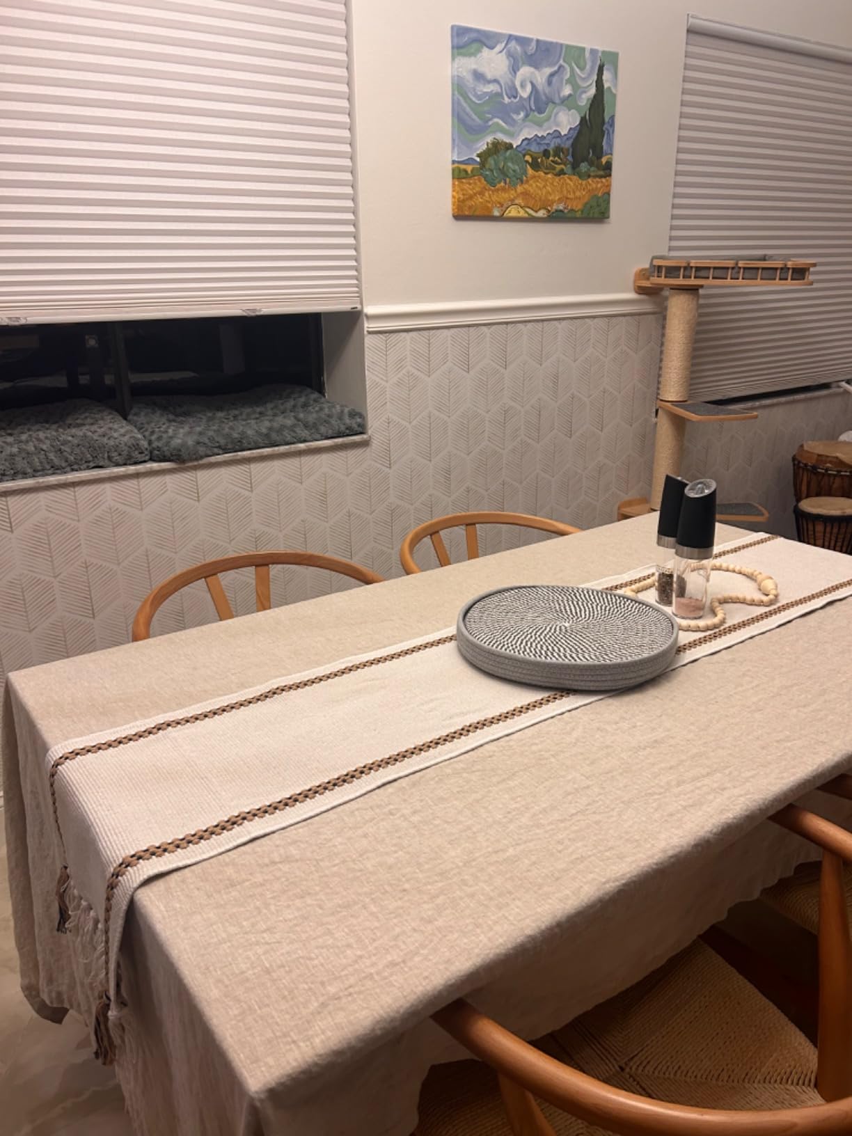 EVERLY Pure Linen Hemstitch Tablecloth, 100% Stonewashed French Linen tablecloths for Kitchen Dining Rectangle Tables, 60x84 Inch Machine Washable Christmas Thanksgiving Organic Tablecloth - Natural Linen customer photo 2