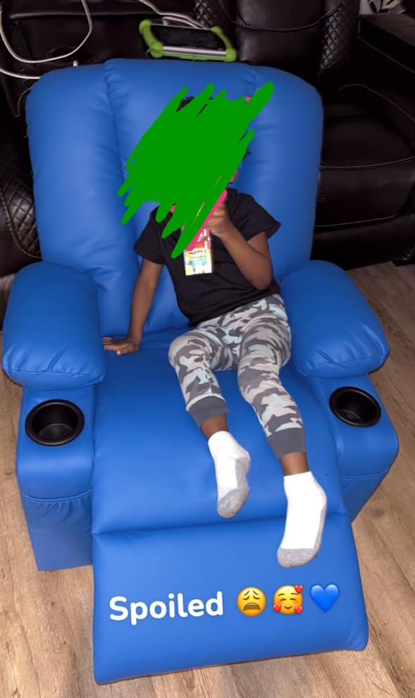 MCombo Big Kids Recliner for Ages 3+, Child Reclining Chair, Toddlers Recliner Sofa with Cup Holders, Faux Leather, 7322(Cream White) customer photo 2