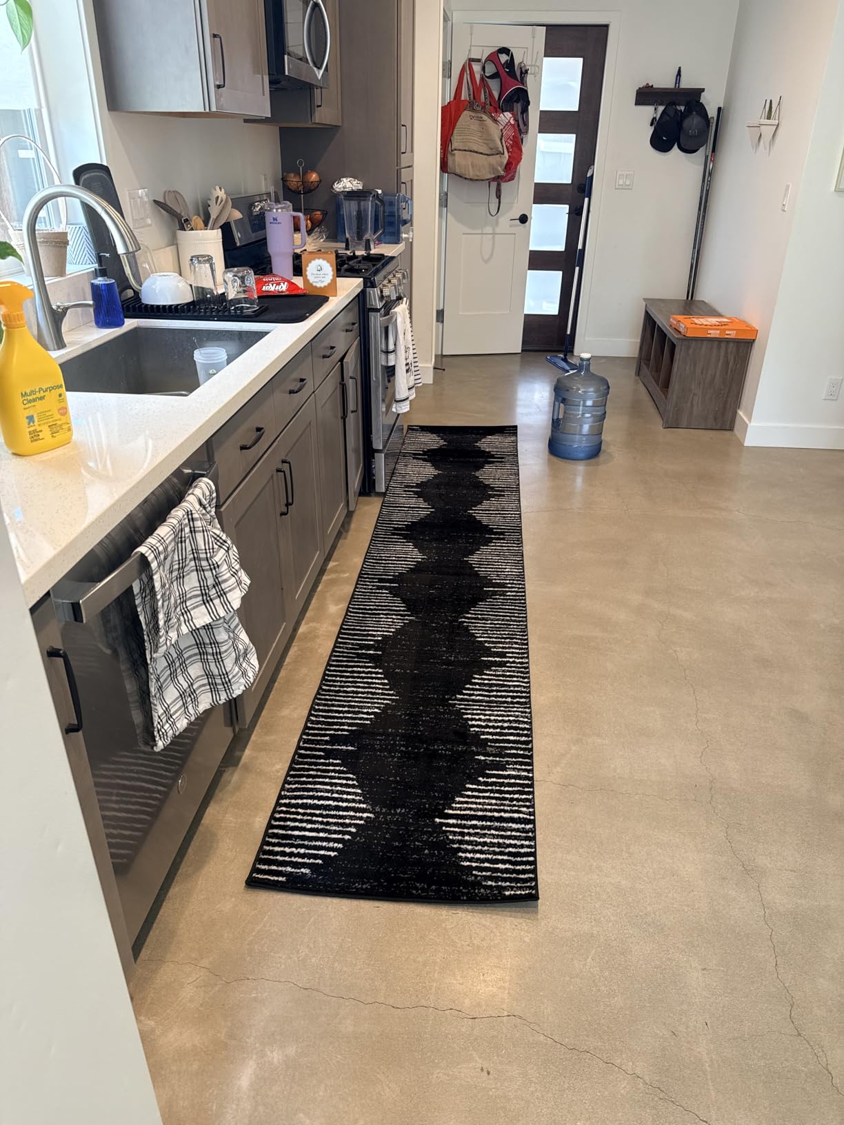 Rugshop Bohemian Stripe Stain Resistant Large Area Rug Black 7'10