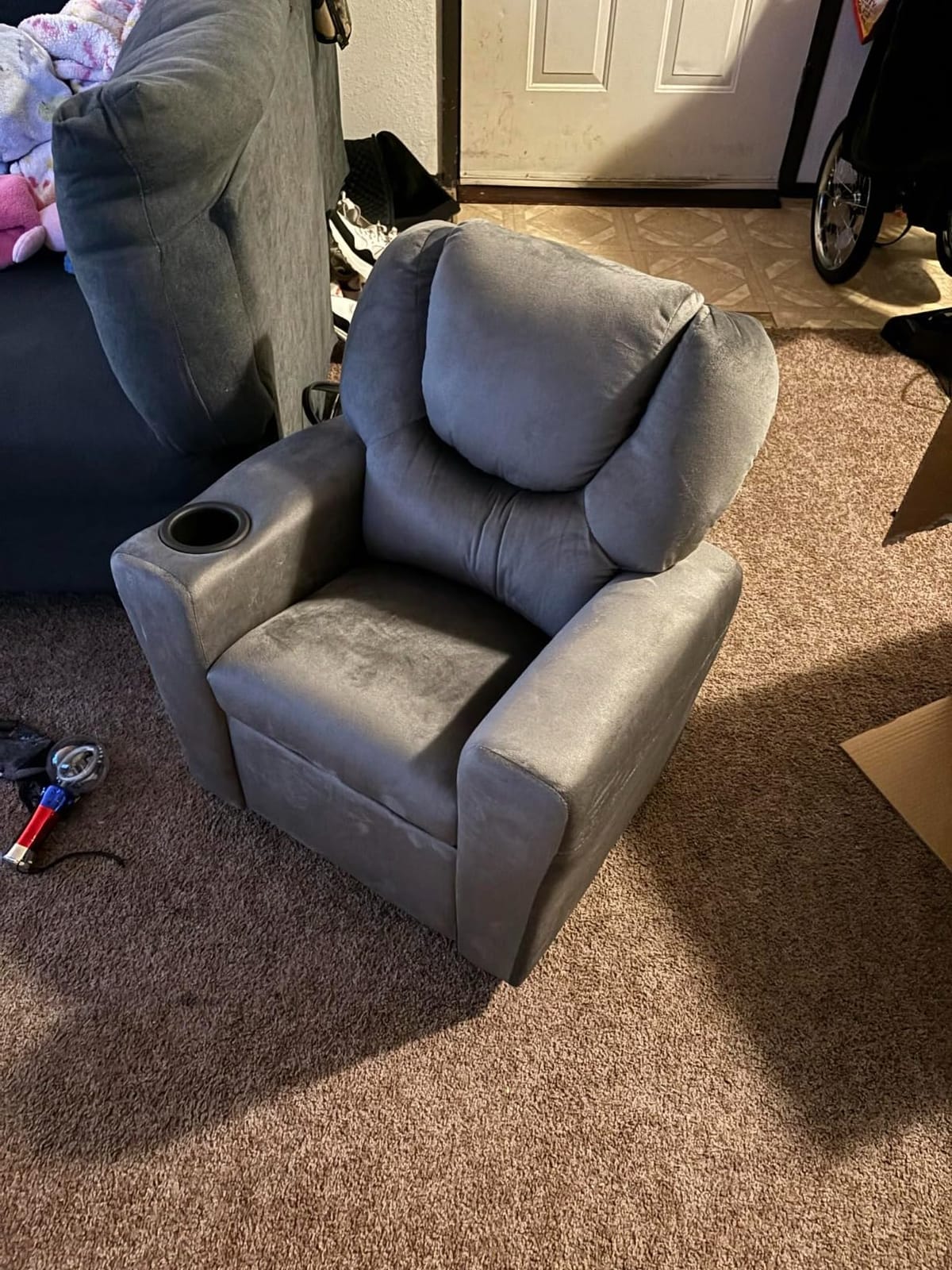 Naomi Home Suri Kids Recliner Chair for Toddlers Ages 3-5, Gray Microfiber | Kids Recliner Chair with Cup Holder, Footrest, Solid Hardwood Frame and 150 lb Capacity customer photo 1