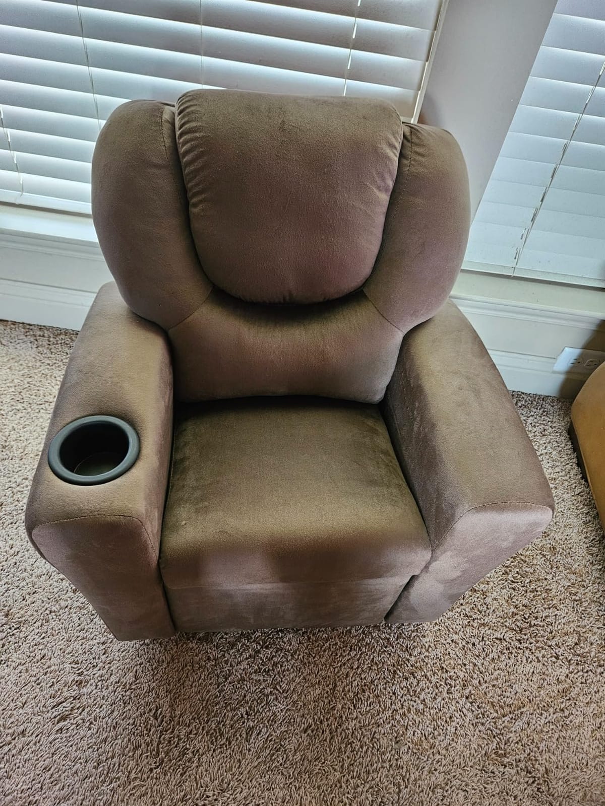 Naomi Home Suri Kids Recliner Chair for Toddlers Ages 3-5, Gray Microfiber | Kids Recliner Chair with Cup Holder, Footrest, Solid Hardwood Frame and 150 lb Capacity customer photo 2