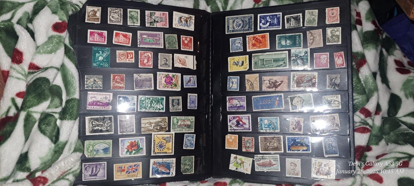 Uncle Paul 120 Pocket Stamp Album 4 Mixed Sizes Double-side Artificial Leather Holder, Storage Book Collection Folder Meet Needs of Most Sizes of Stamps Acid-free PVC & Waterproof Hard Cover AS03MX1BK customer photo 1