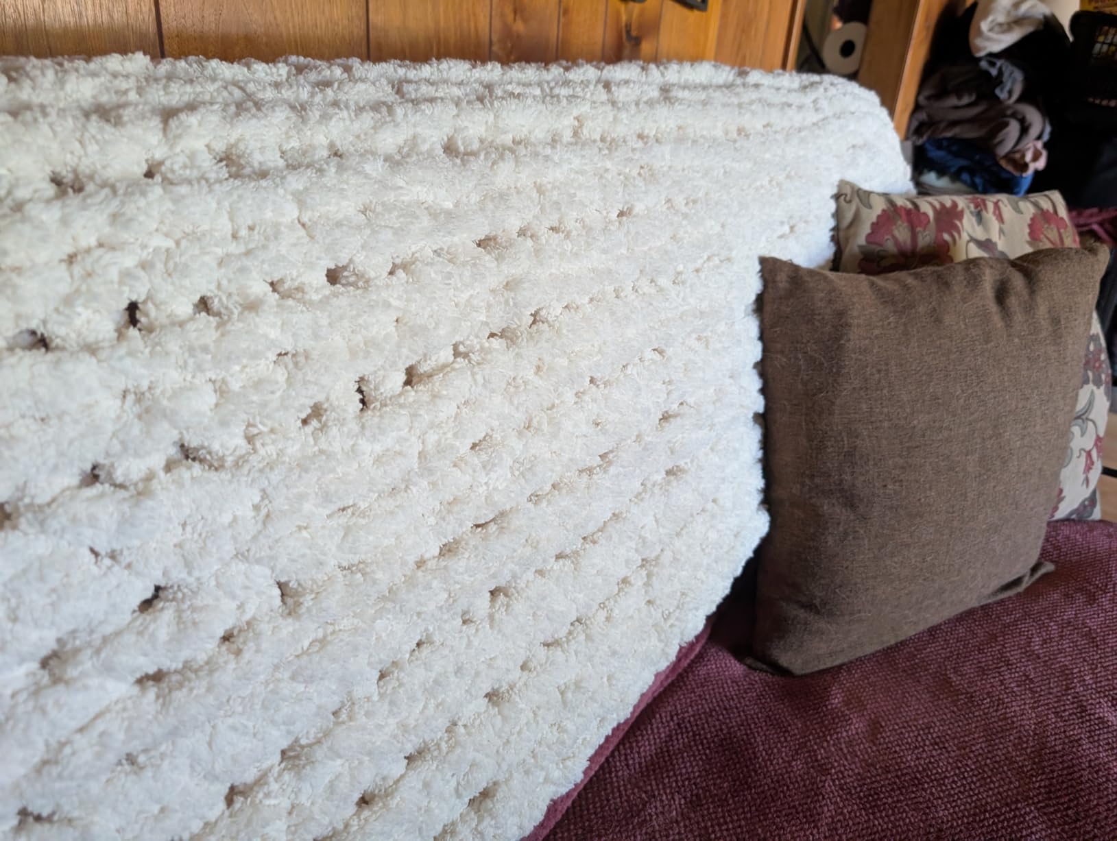 L'AGRATY Chunky Knit Throw Blanket for Couch, 50'' x 60'' Knit Throw, Ivory customer photo 1