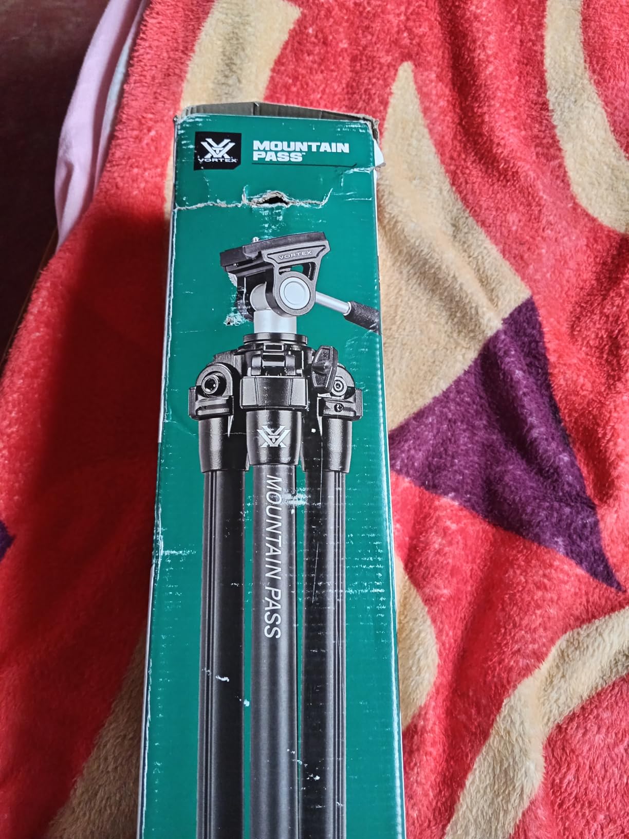 Vortex Mountain Pass Tripod Kit | 2-Way Pan Head - 22 lb Max Load, Arca-Swiss Mount customer photo 1