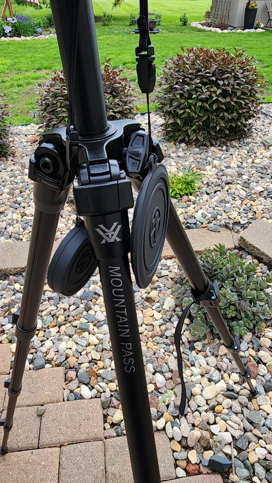 Vortex Mountain Pass Tripod Kit | 2-Way Pan Head - 22 lb Max Load, Arca-Swiss Mount customer photo 2