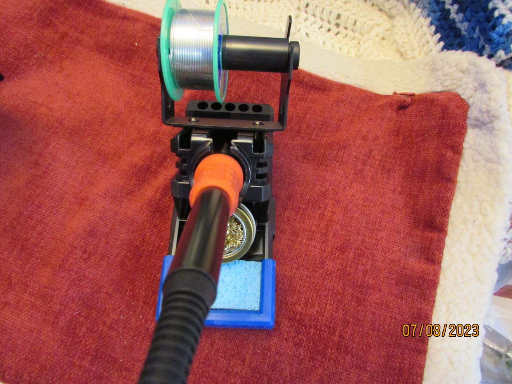 WEP 948DQ-I Fume Extractor Tool with Double Filtering, Helping Hands, Adjustable Tilt Angle, Fenders for Soldering Station, Soldering Iron with 6 Filtration Adsorbers customer photo 2