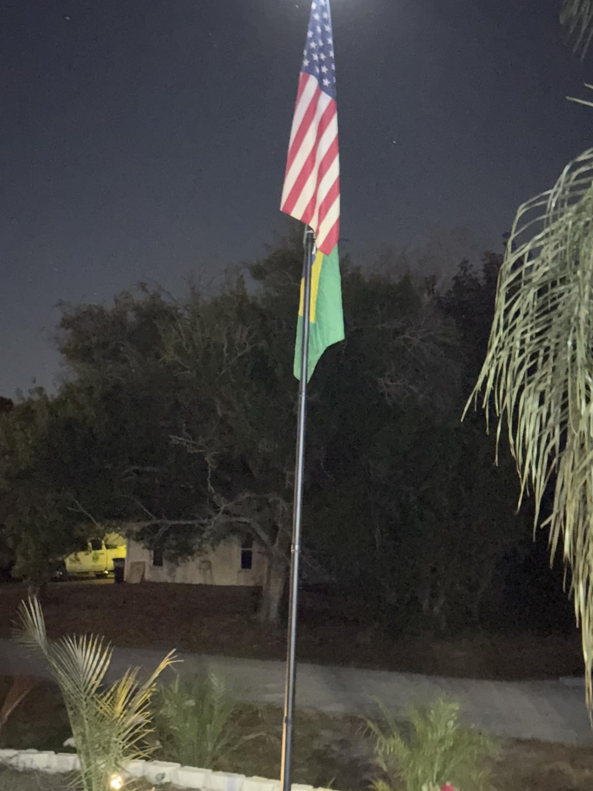 Acostop 10ft In-Ground Flag Pole for Outside House, Fits 2 Flags | Windproof Thicken Flag Pole Kit with 5 Sturdy Prongs Base, Tangle-Free Heavy Duty FlagPoles for Residential Lawn Temp Event customer photo 1