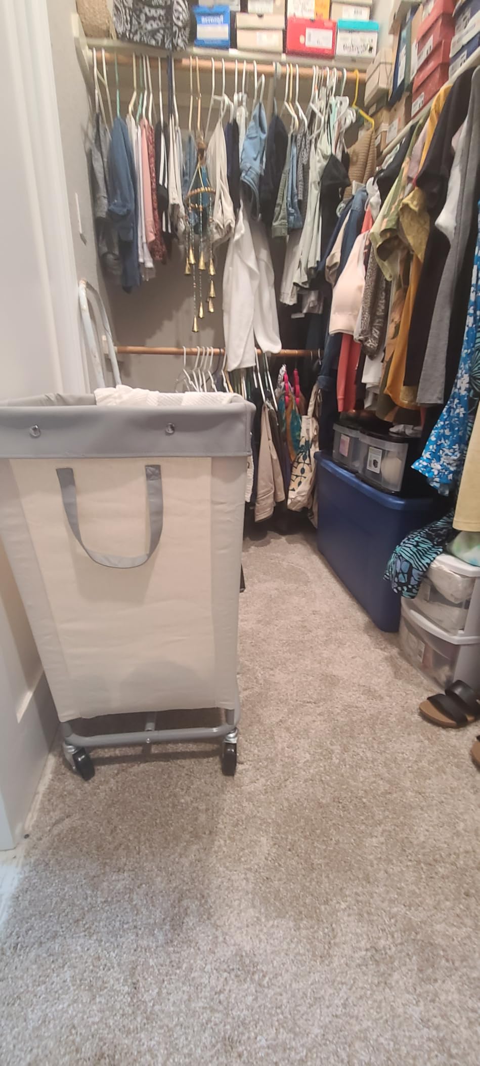 STORAGE MANIAC Commercial Laundry Hamper with Heavy Duty Steel Frame, 160 L Industrial Clothes Basket Cart with Wheels for Hotel, Home, Laundry Room, 18''L x 18''W x 31''H, Medium Beige customer photo 1
