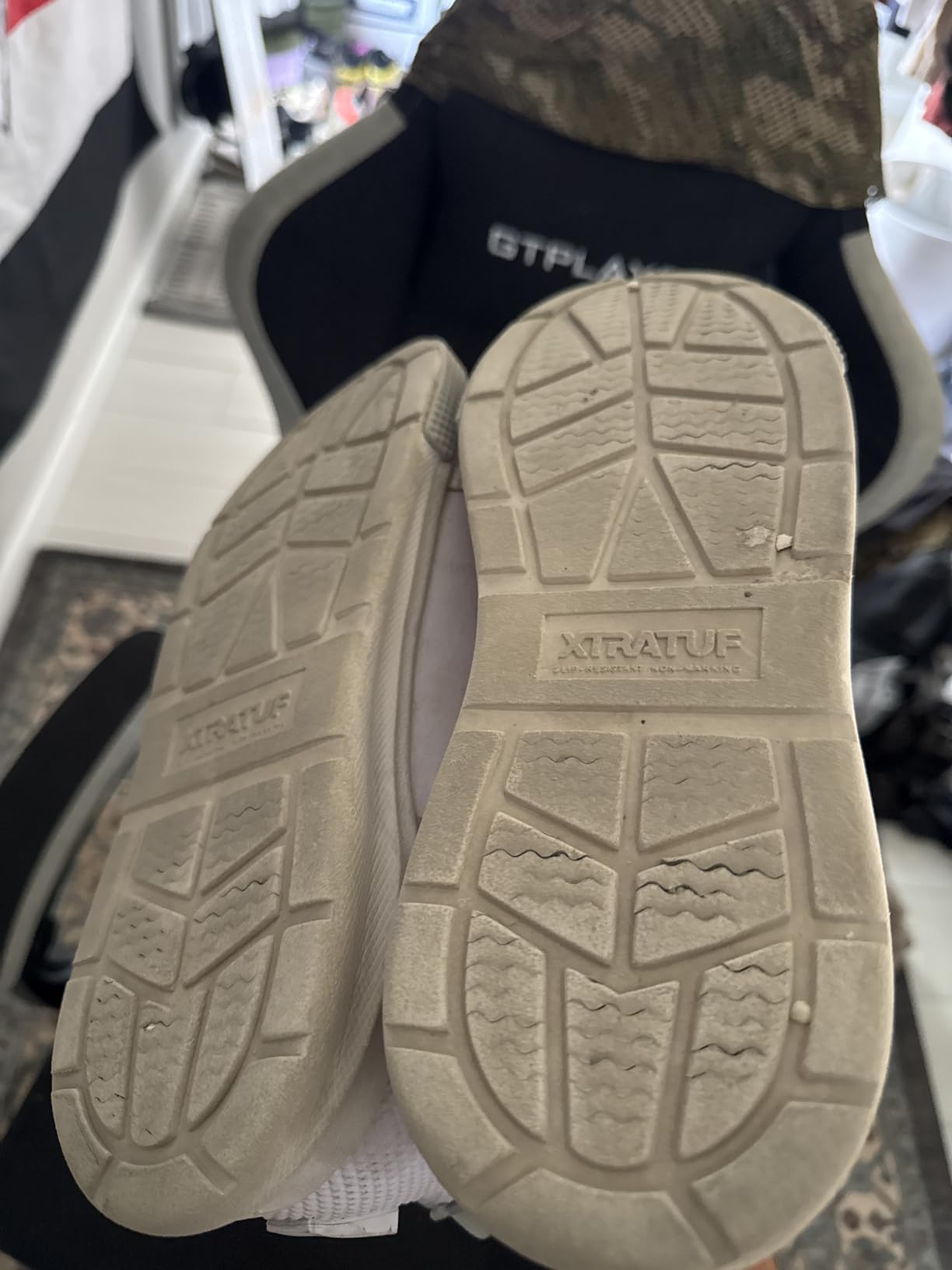 XTRATUF 6