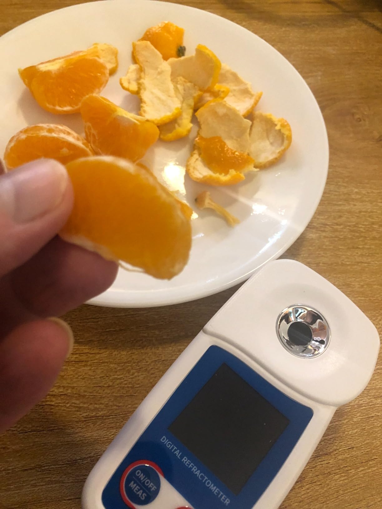 Digital Brix Refractometer with 0-55% Range, ±0.1% Accuracy | Automatic Temperature Compensation Brix Meter for Fruit Juice, Wine Making & Coffee customer photo 2