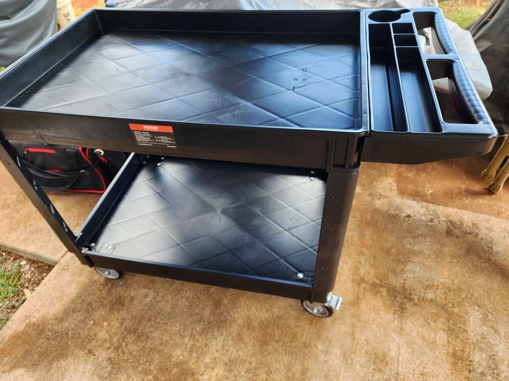 VEVOR Utility Service Cart 2 Shelf 550 lbs Heavy Duty Plastic Rolling Cart with 360 Swivel Wheels customer photo 1